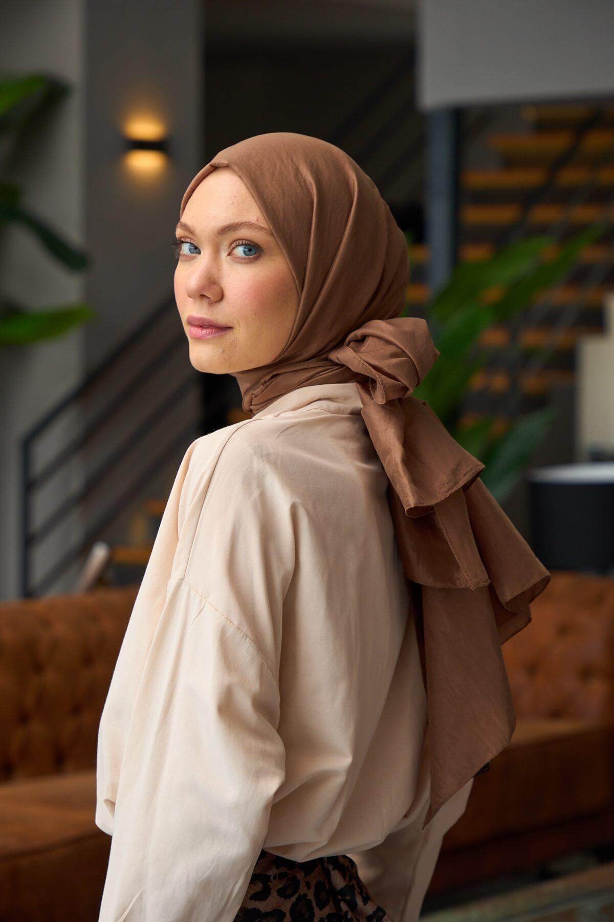 Düz Desen Vual Şal Soluk Kahve Vual İpek Şal - 9800-31