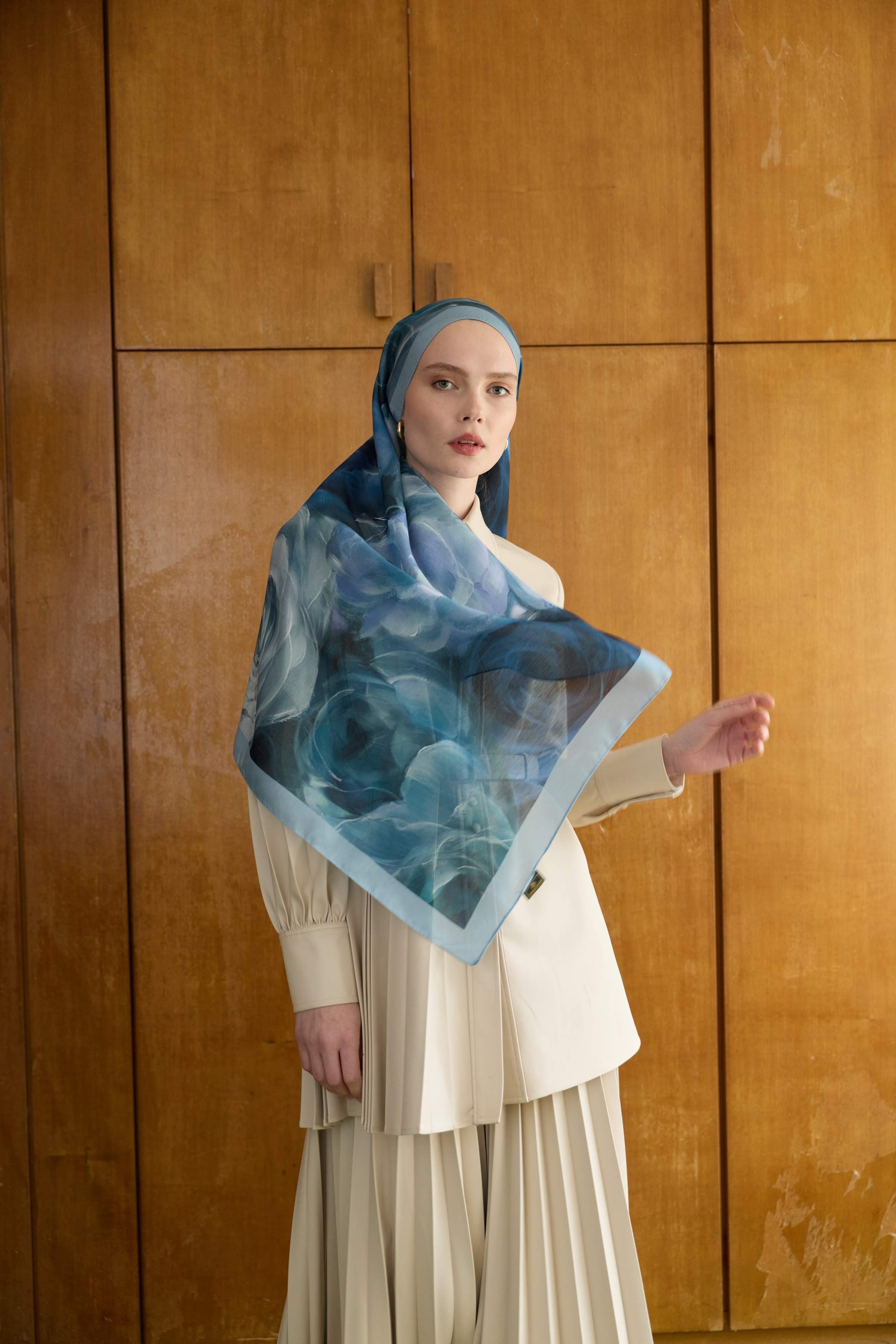 Winter Bloom Soft Şal 3068-10097 - Mavi