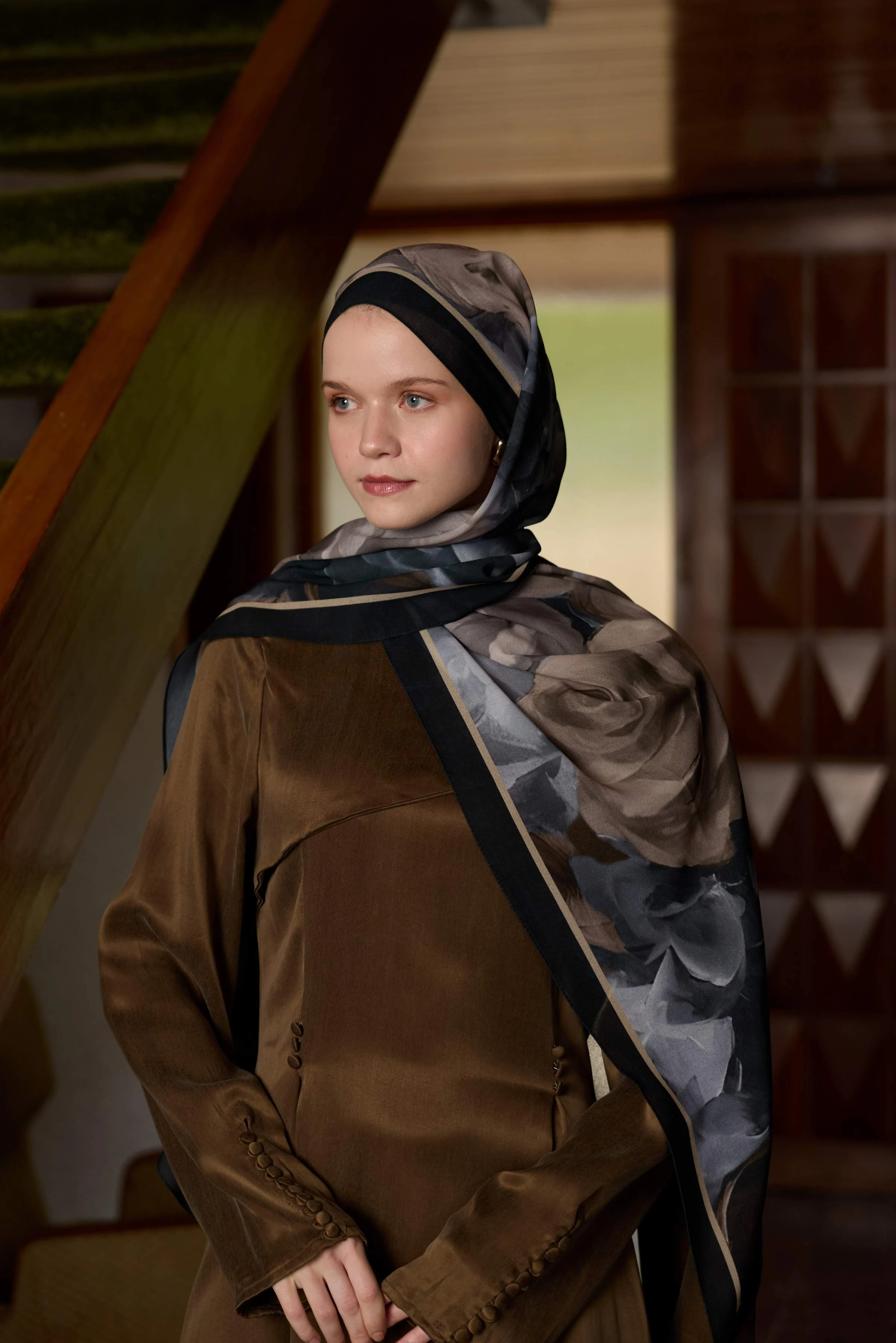 Winter Bloom Qupra Şal 30002 - Kahve Siyah