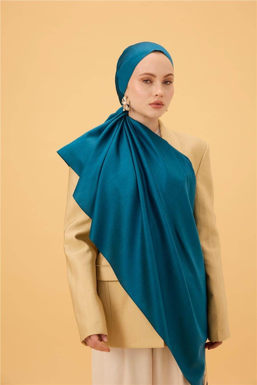Turkuaz Mavi Düz Çift Taraflı İpek Şal Modeli
