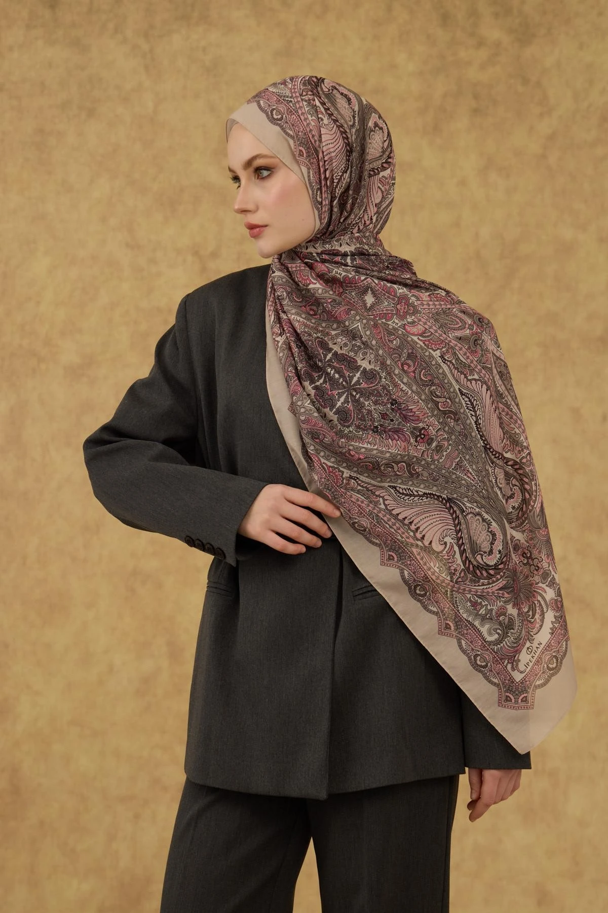 İpekhan Soft Şal Krem Pudra 3052-08