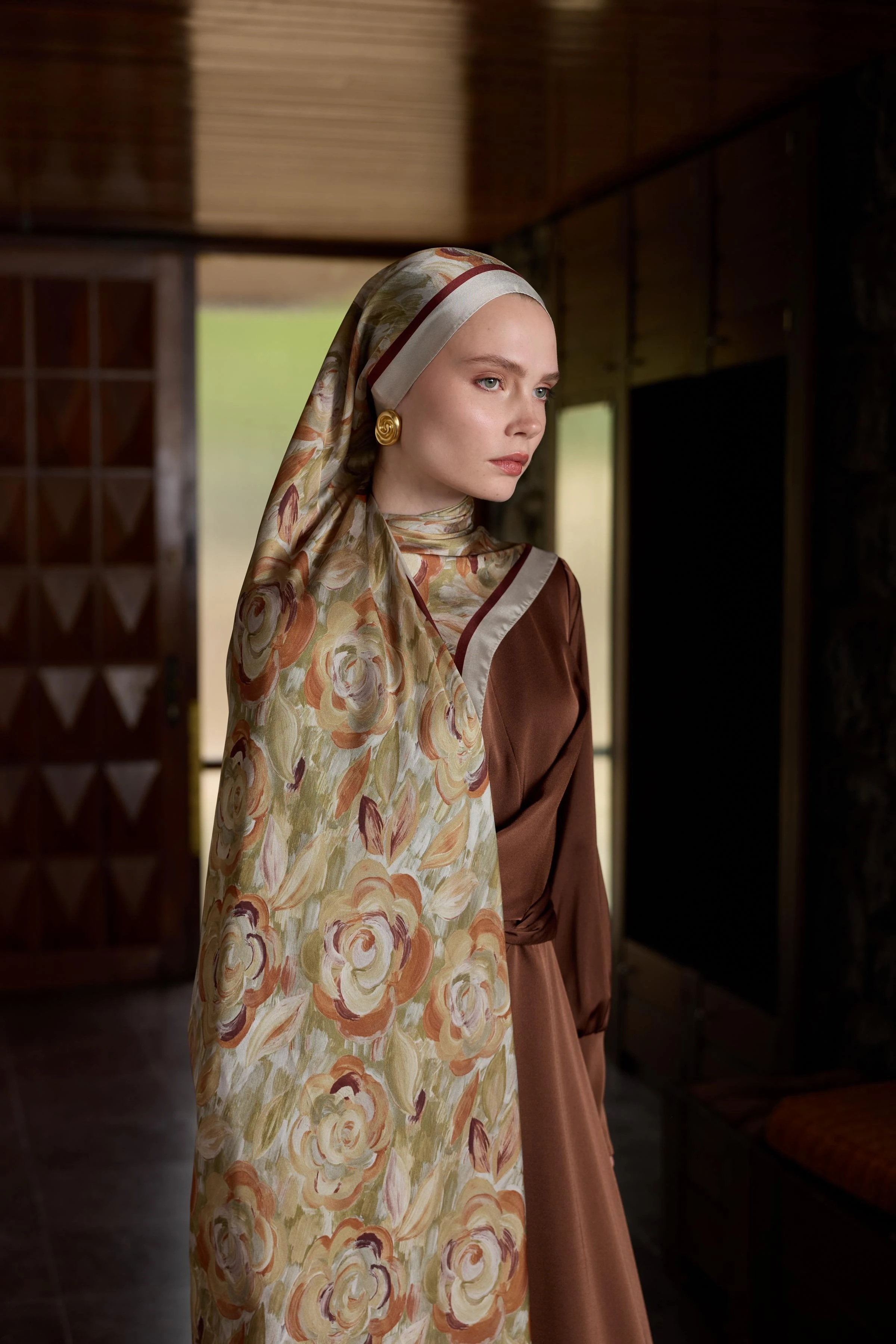 Winter Bloom Hint İpek Şal 5014 - Krem