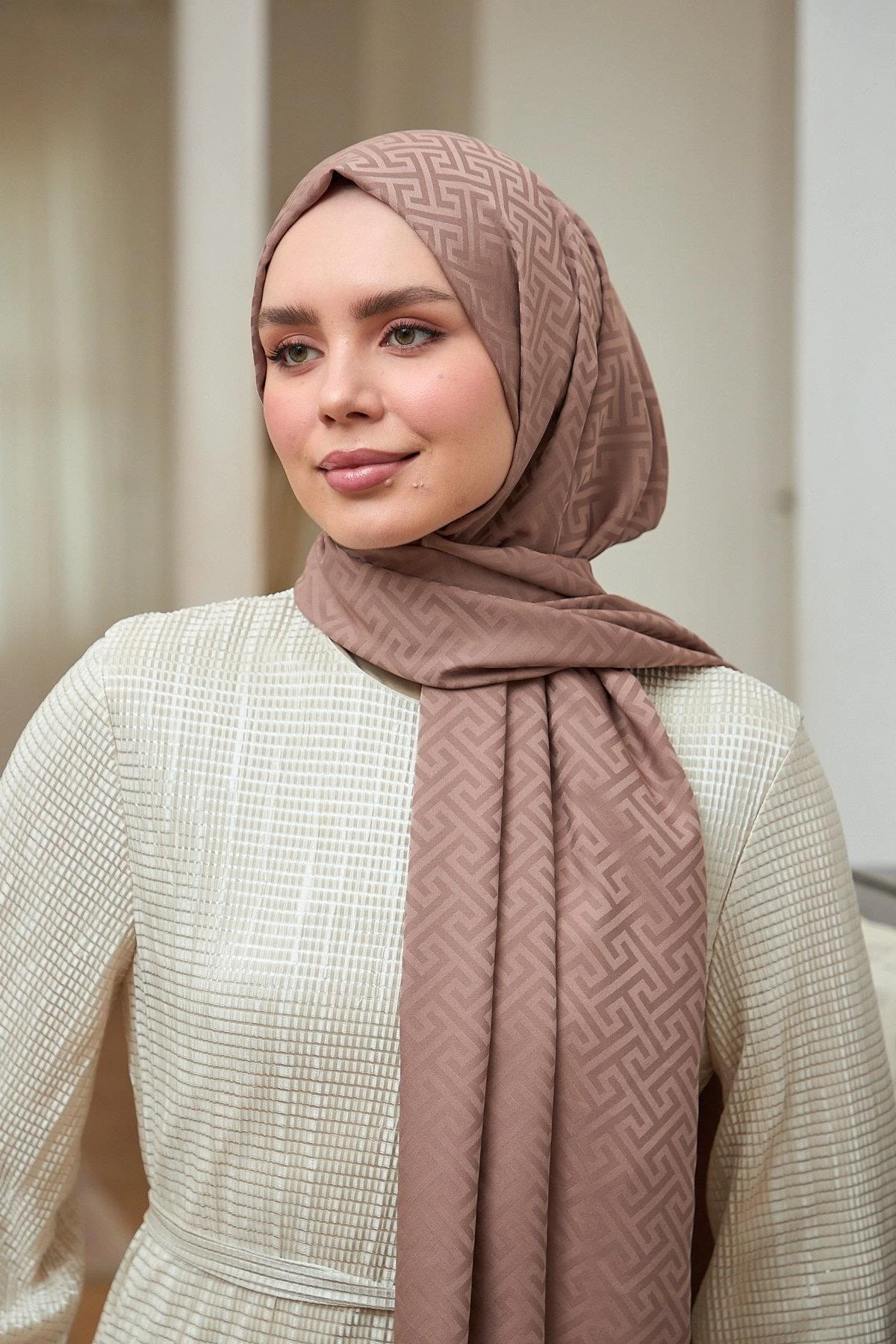 Yaz Işıltısı Koleksiyonu İpeksi Jakar Şal Açık Vizon 9017-08