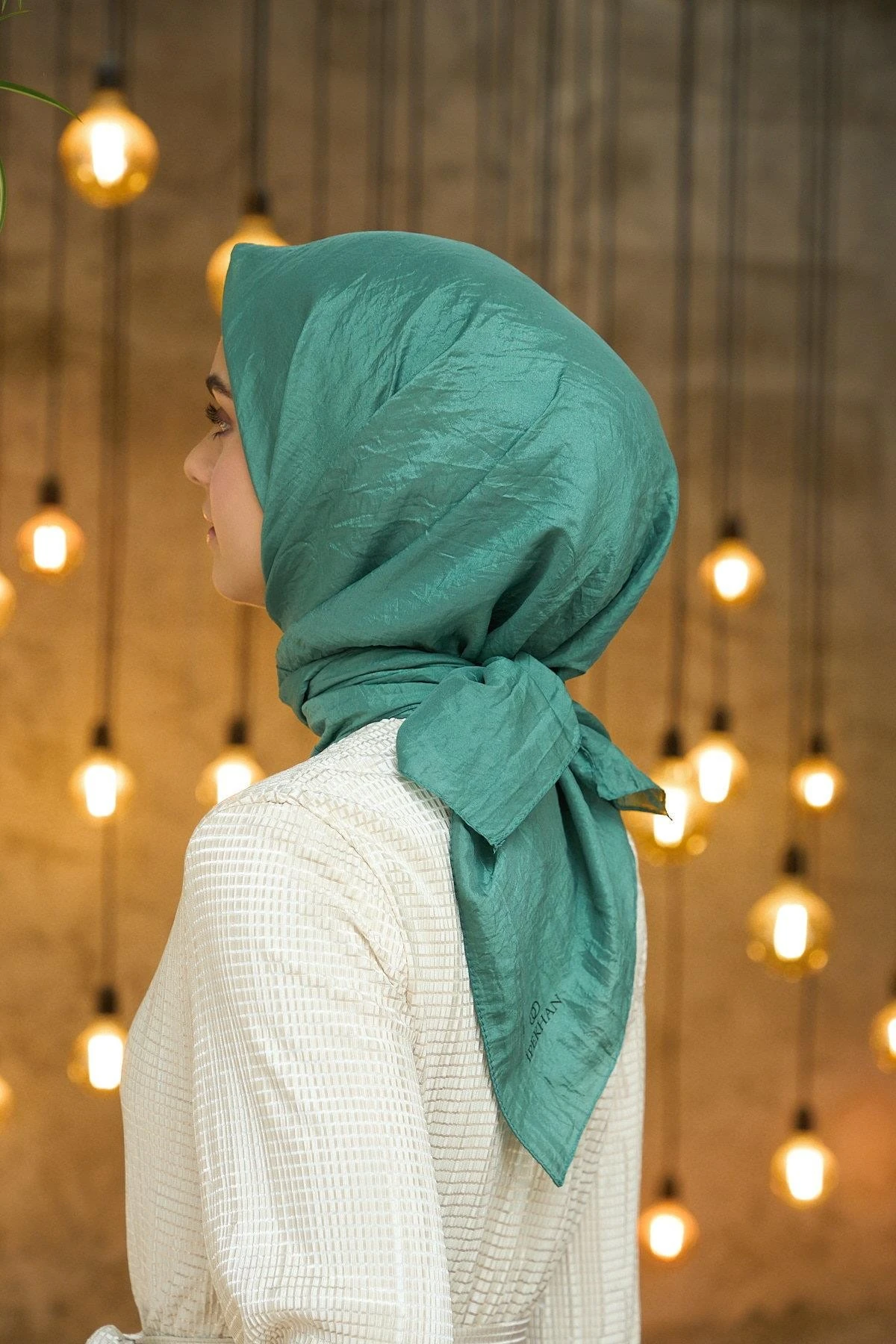 Düz Desen Vual Eşarp Çam Yeşili Vual İpek Eşarp - 10100-31