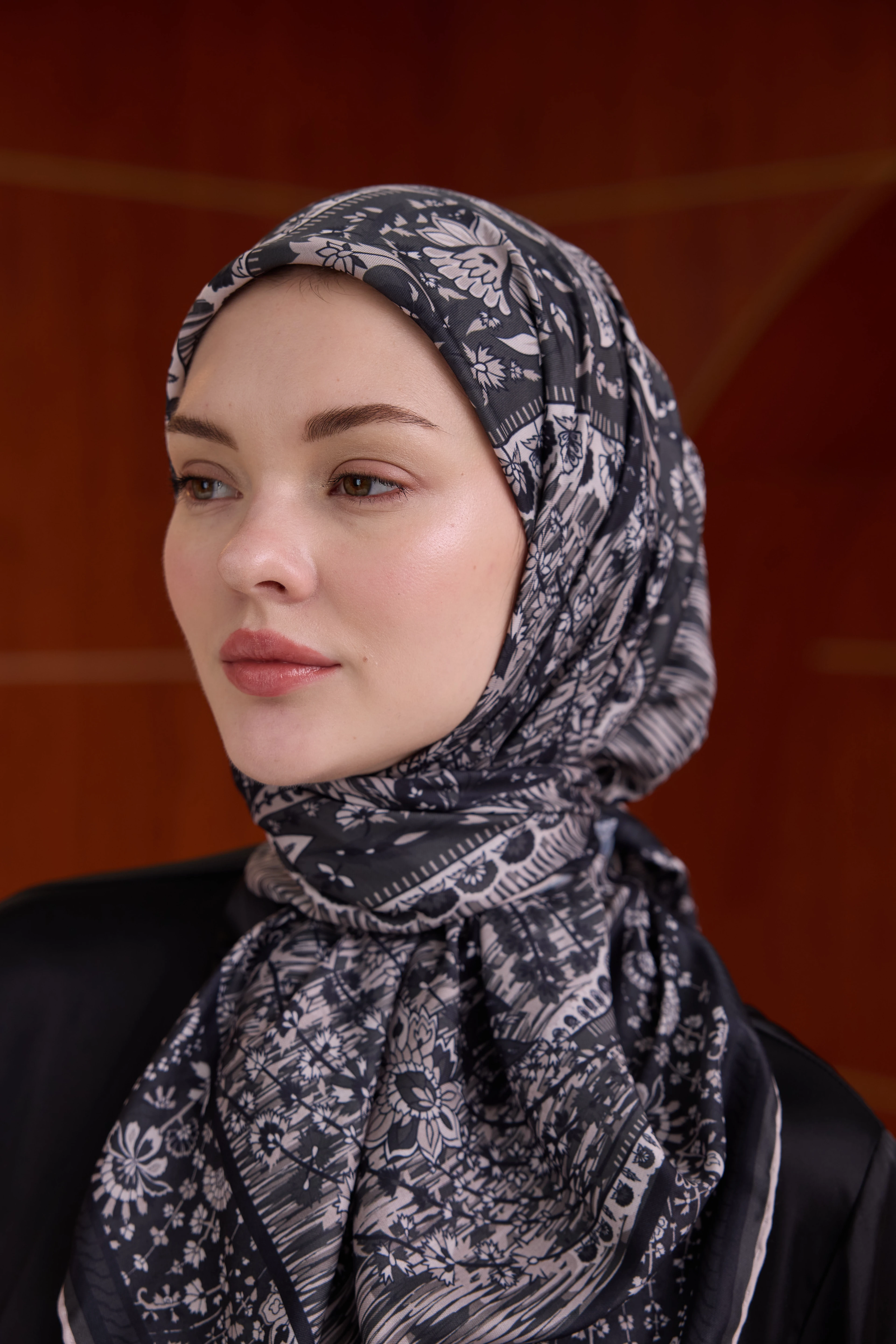 Winter Bloom Soft Eşarp 1242 - Füme