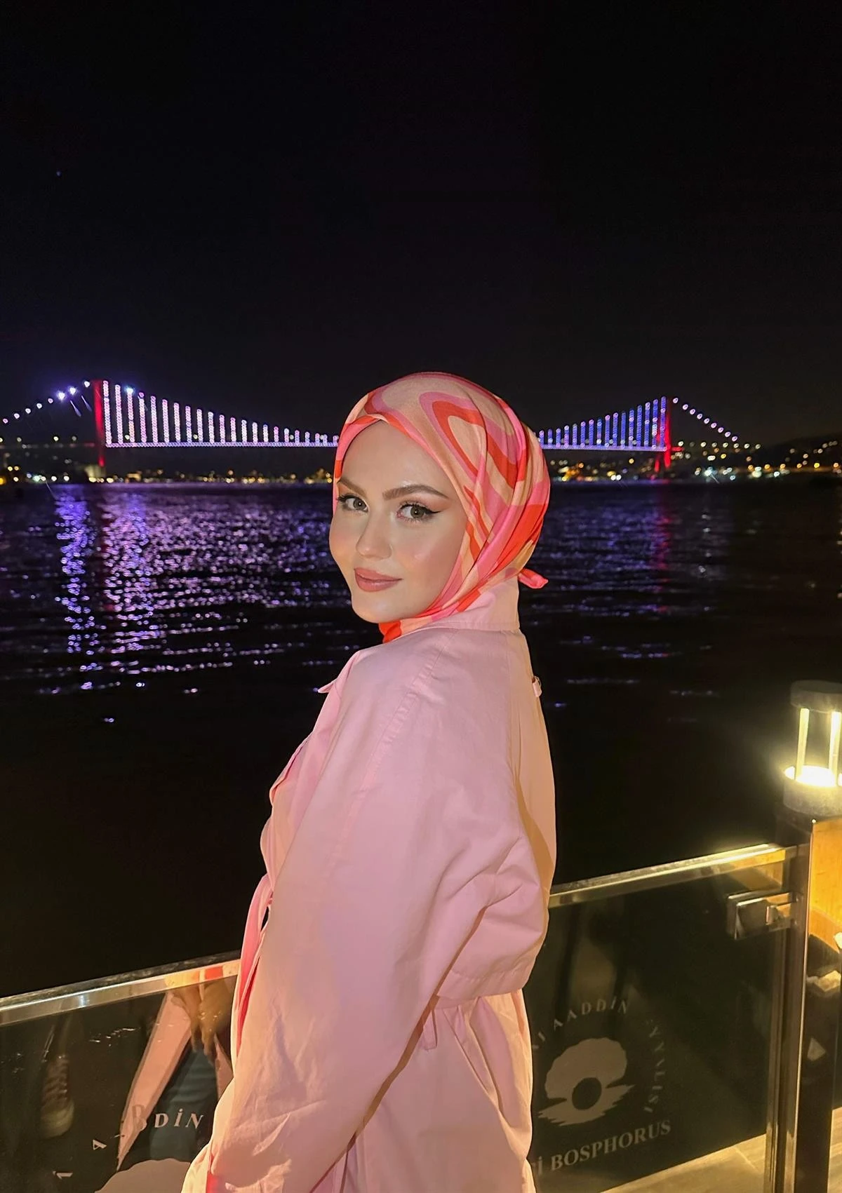 Hilal Uslu Tercihi Twist Mercan Pamuk Eşarp