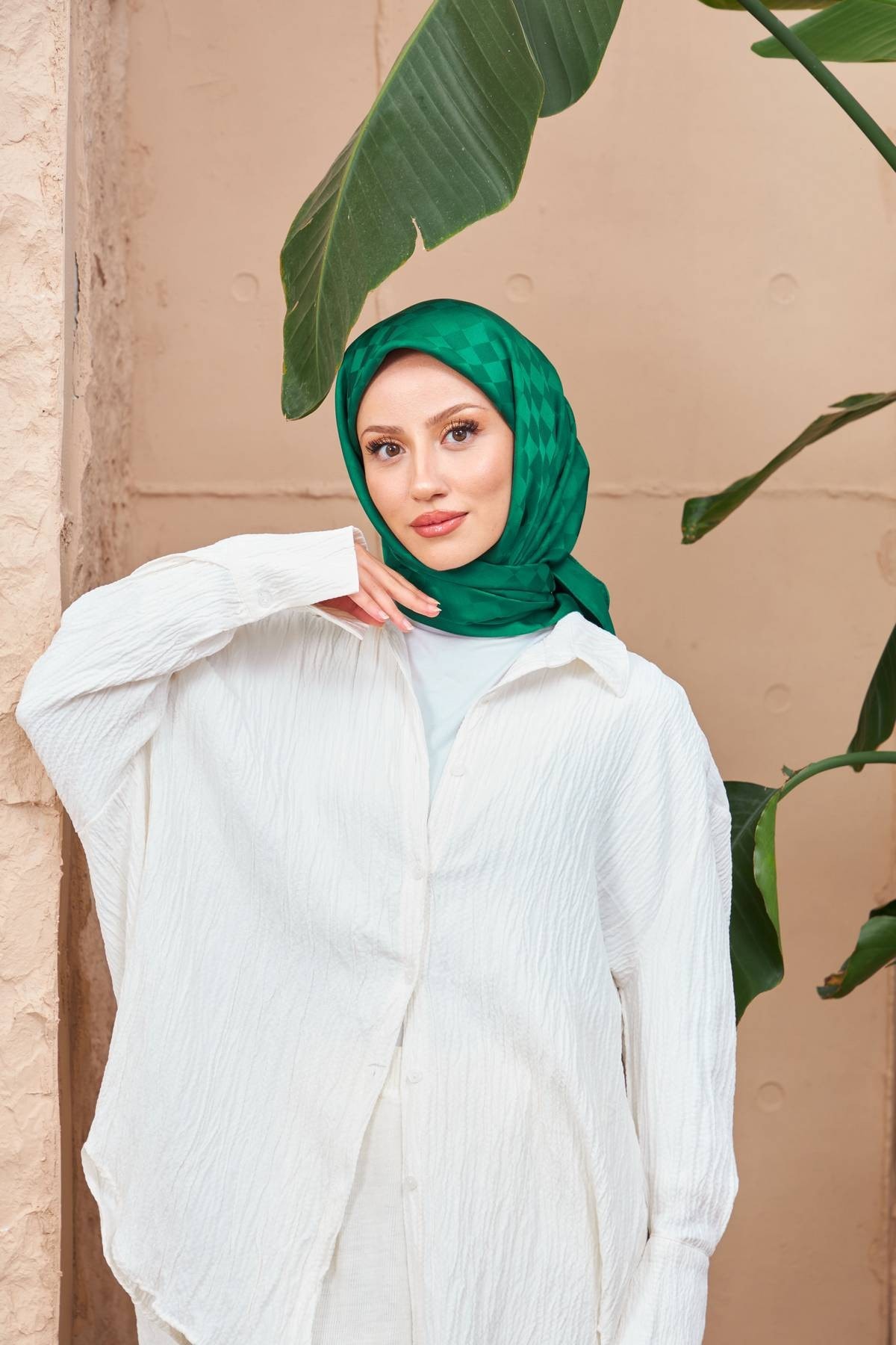 Dama Jakarlı Eşarp Zümrüt Yeşil 9900-08