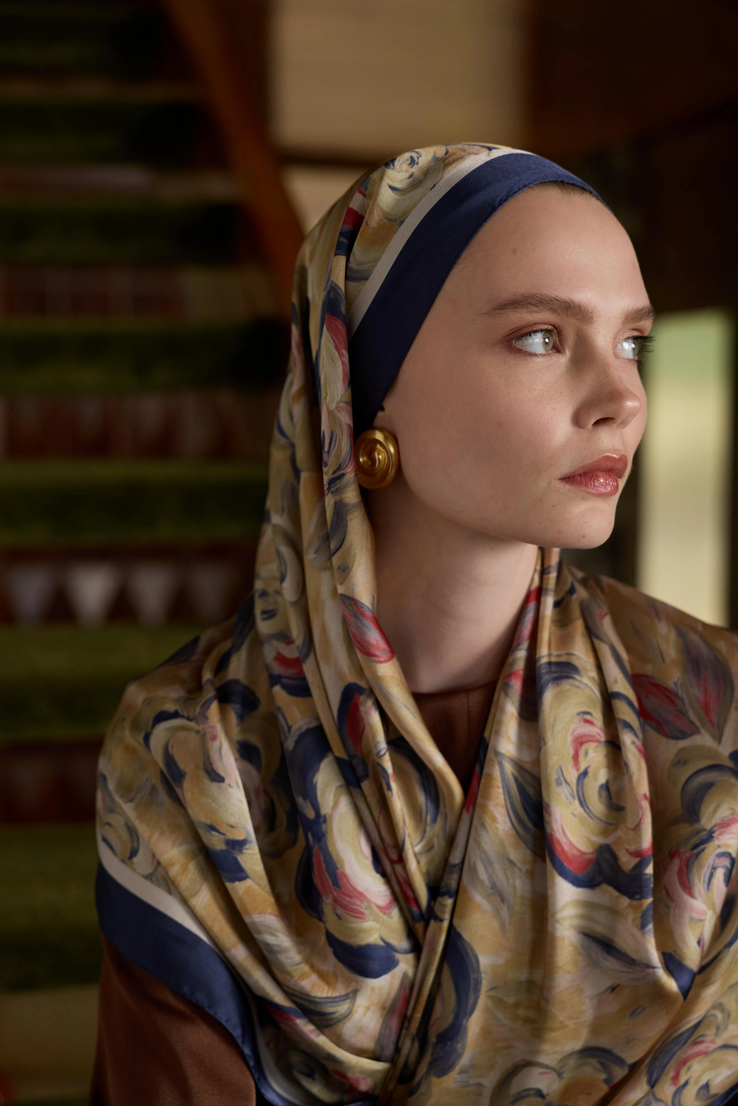 Winter Bloom Hint İpek Şal 5014