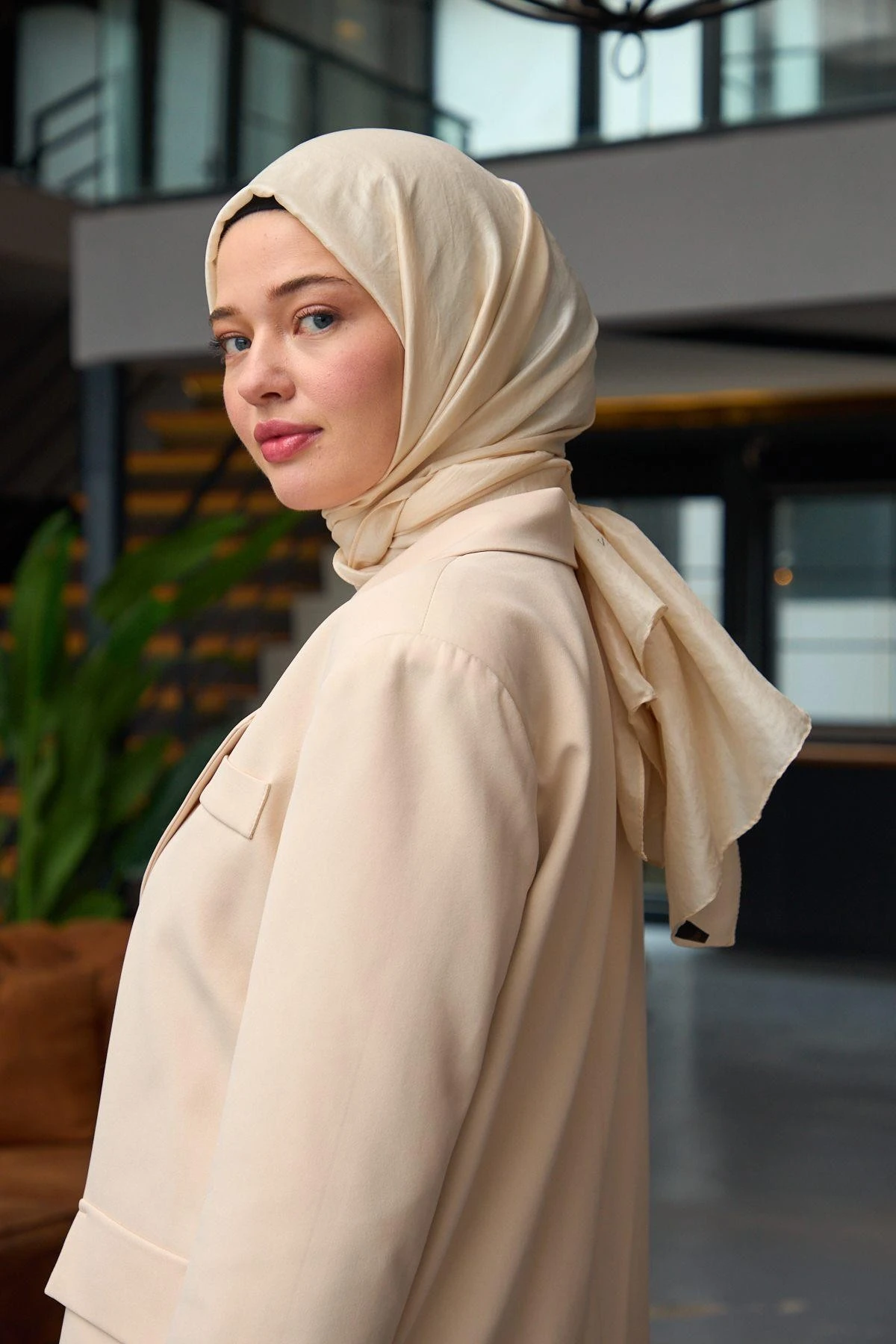 Düz Desen Vual Şal Bej Vual İpek Şal - 9800-47