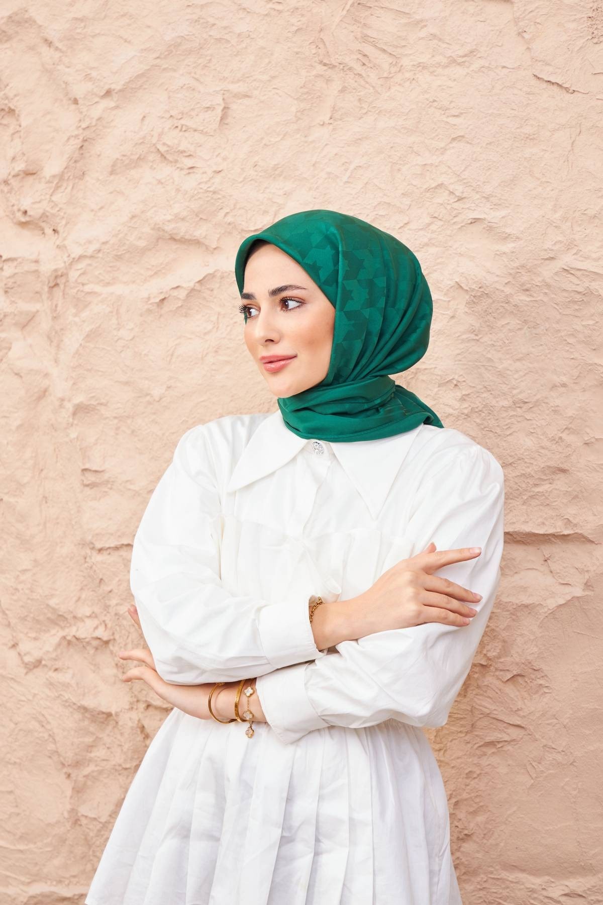 Kazayağı Jakarlı Eşarp Zümrüt Yeşil 9901-08