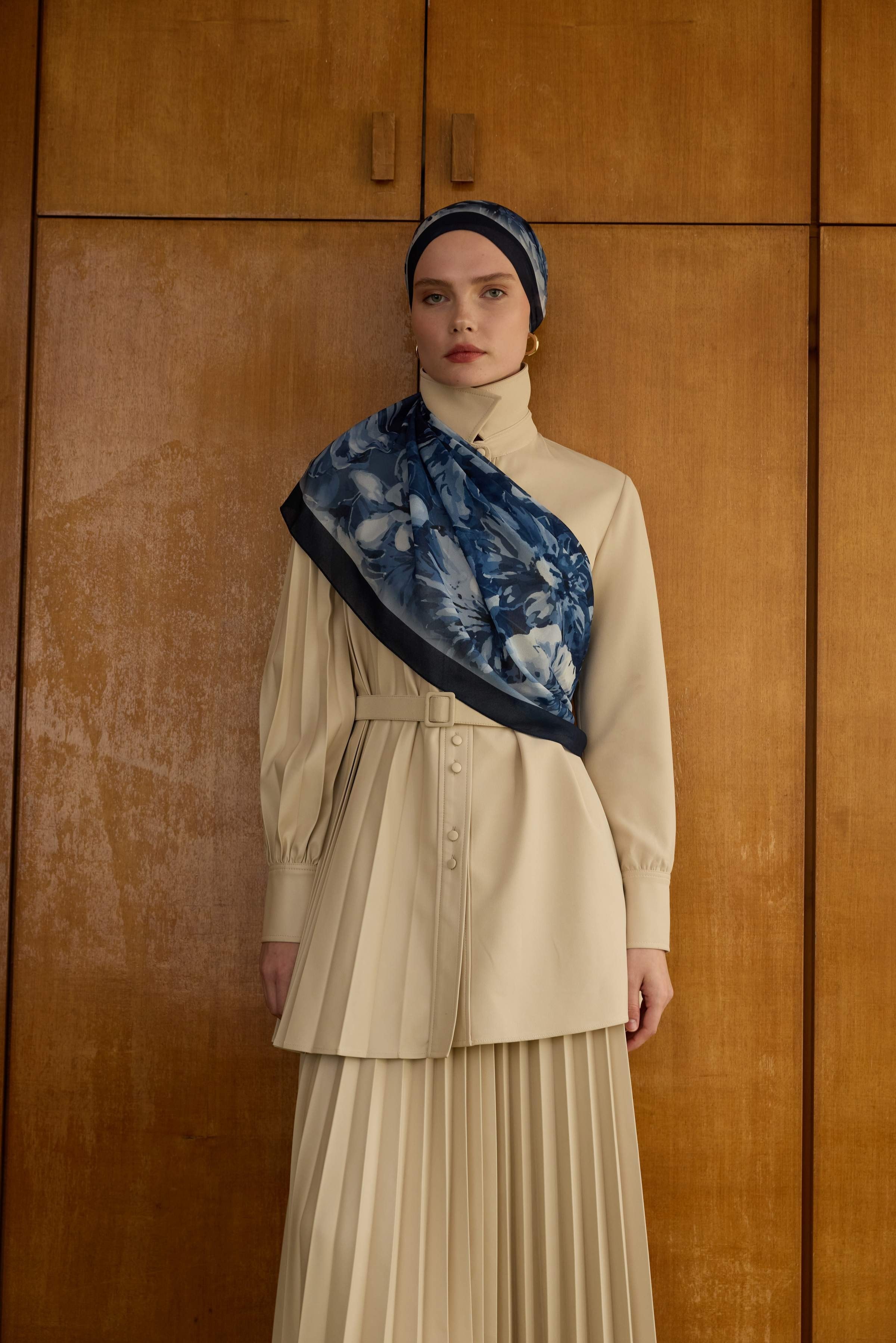 Winter Bloom Qupra Şal 30001 - Lacivert