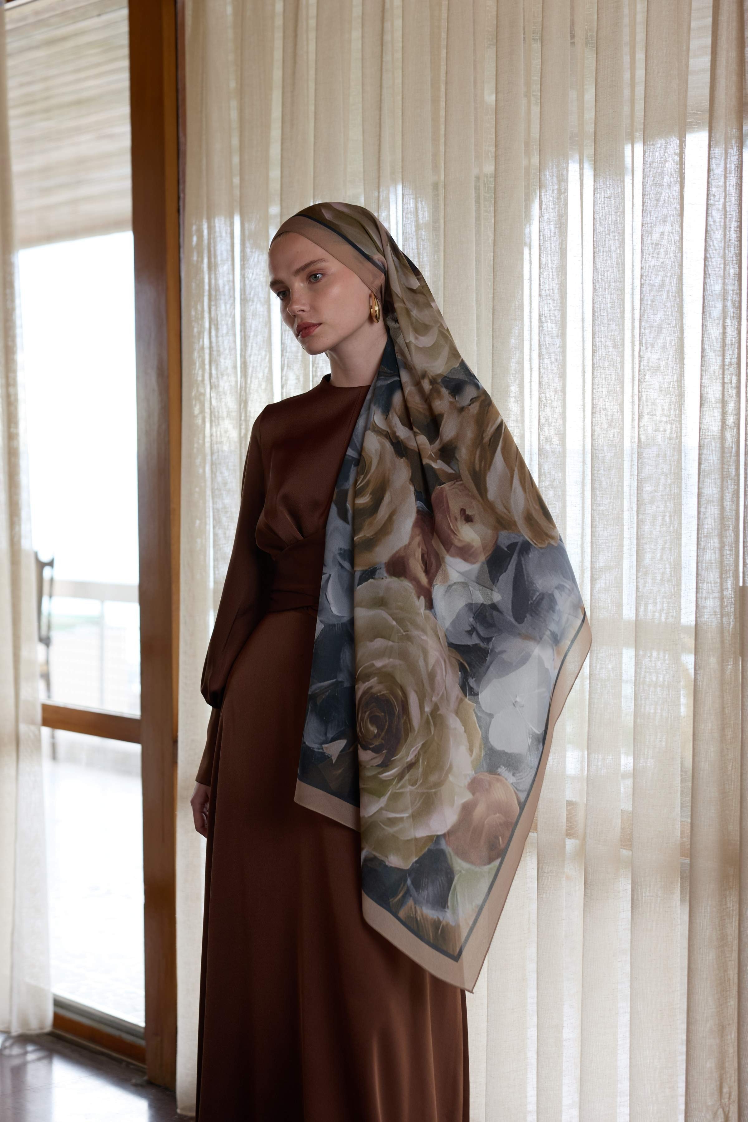 Winter Bloom Qupra Şal 30002 - Kahve