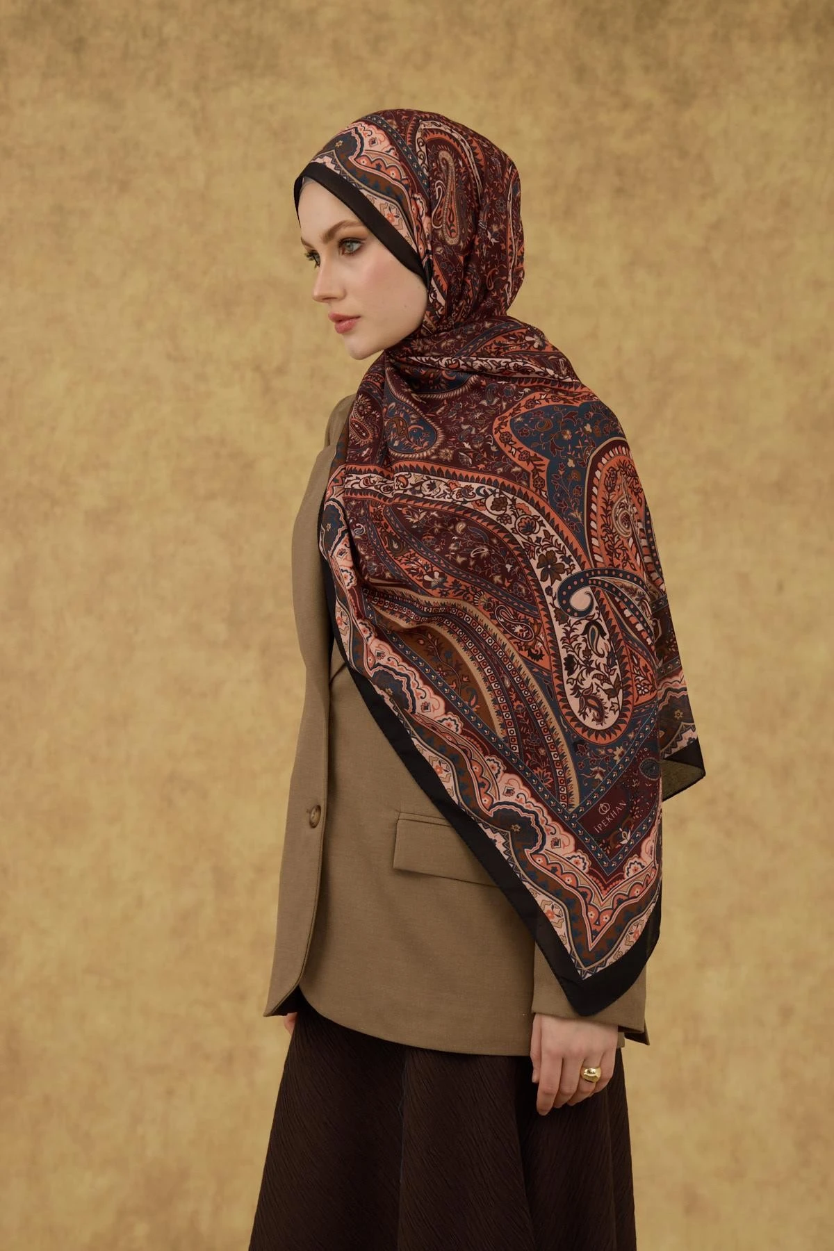 İpekhan Soft Şal Siyah Kızıl Kahve 3053-15