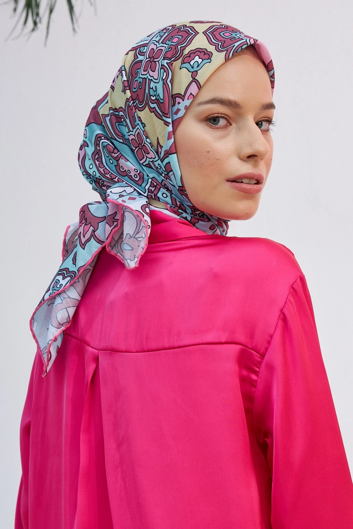 Mozaik Su Yeşili Pembe Pamuk Viskon Eşarp