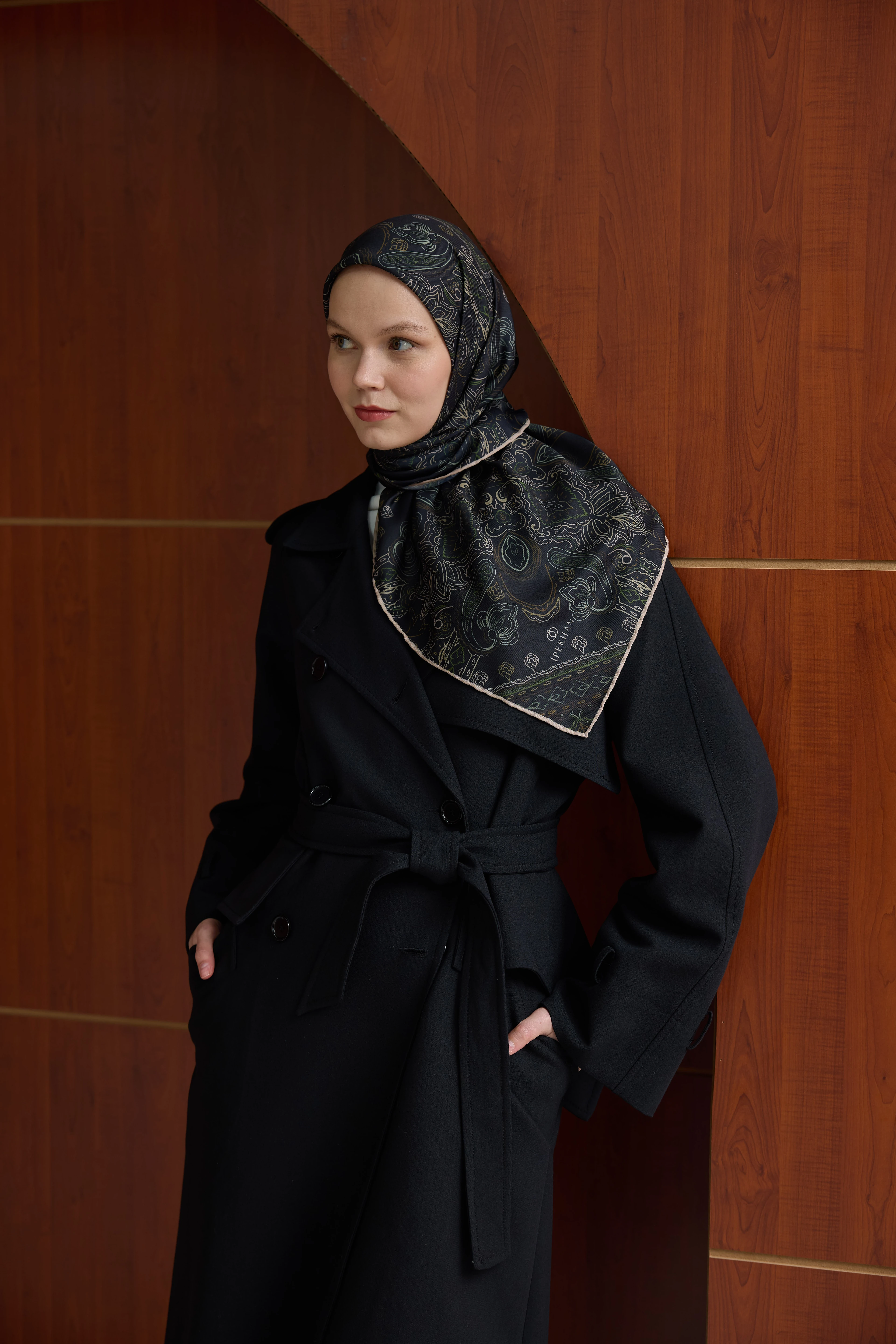 Winter Bloom Soft Eşarp 1243 - Siyah