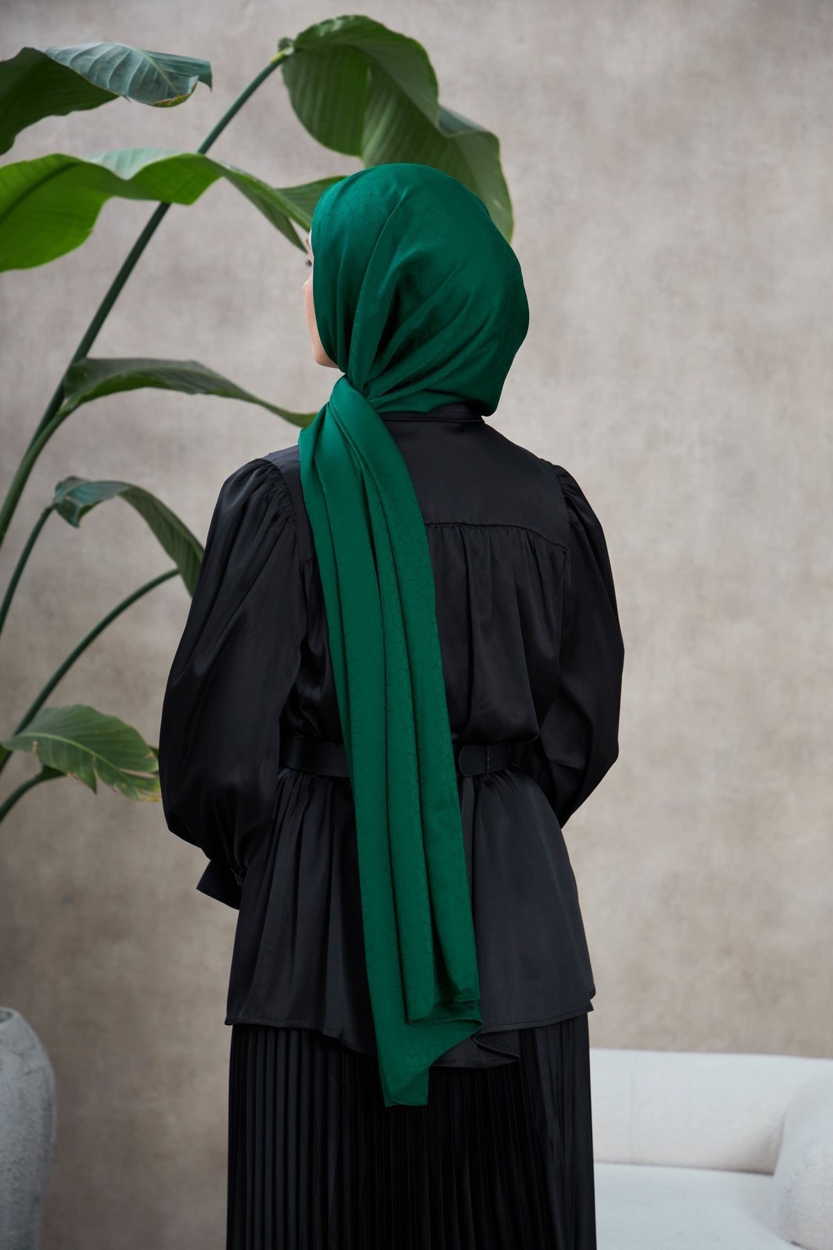 Novvela Desen İpeksi Jakar Şal Zümrüt Yeşili 9008-13