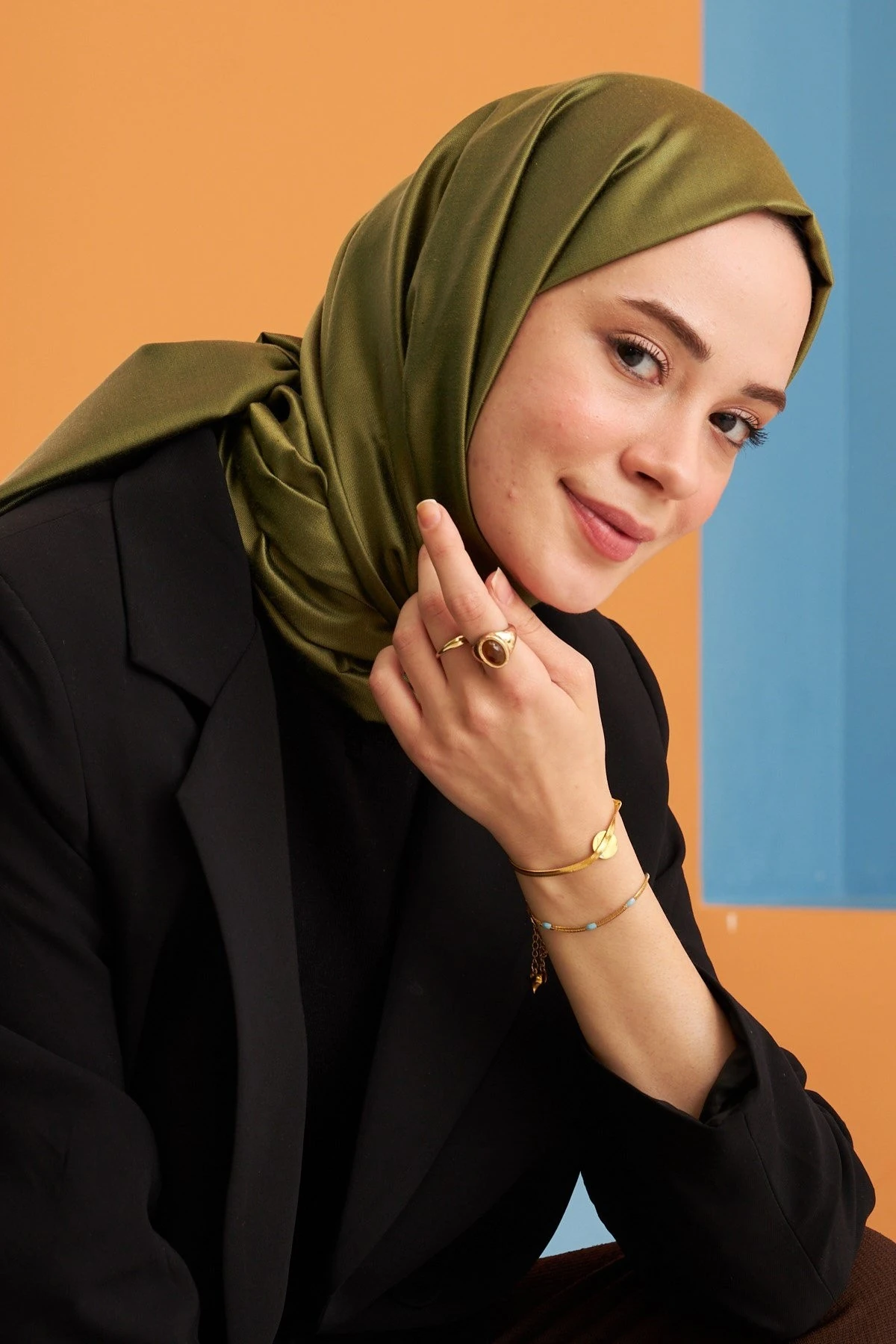 Haki Yeşil Düz Çift Taraflı İpek Şal Modeli