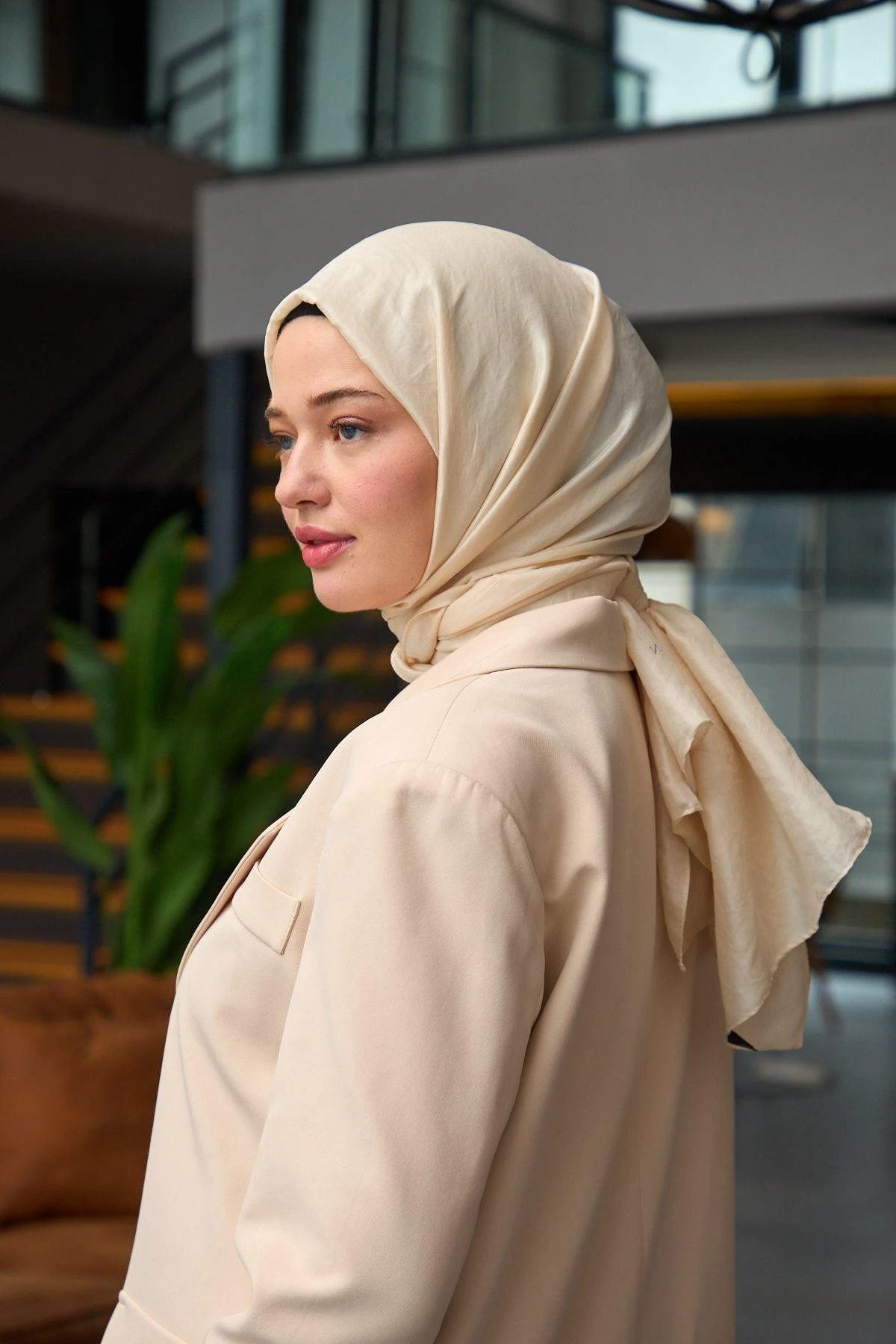 Düz Desen Vual Şal Bej Vual İpek Şal - 9800-47