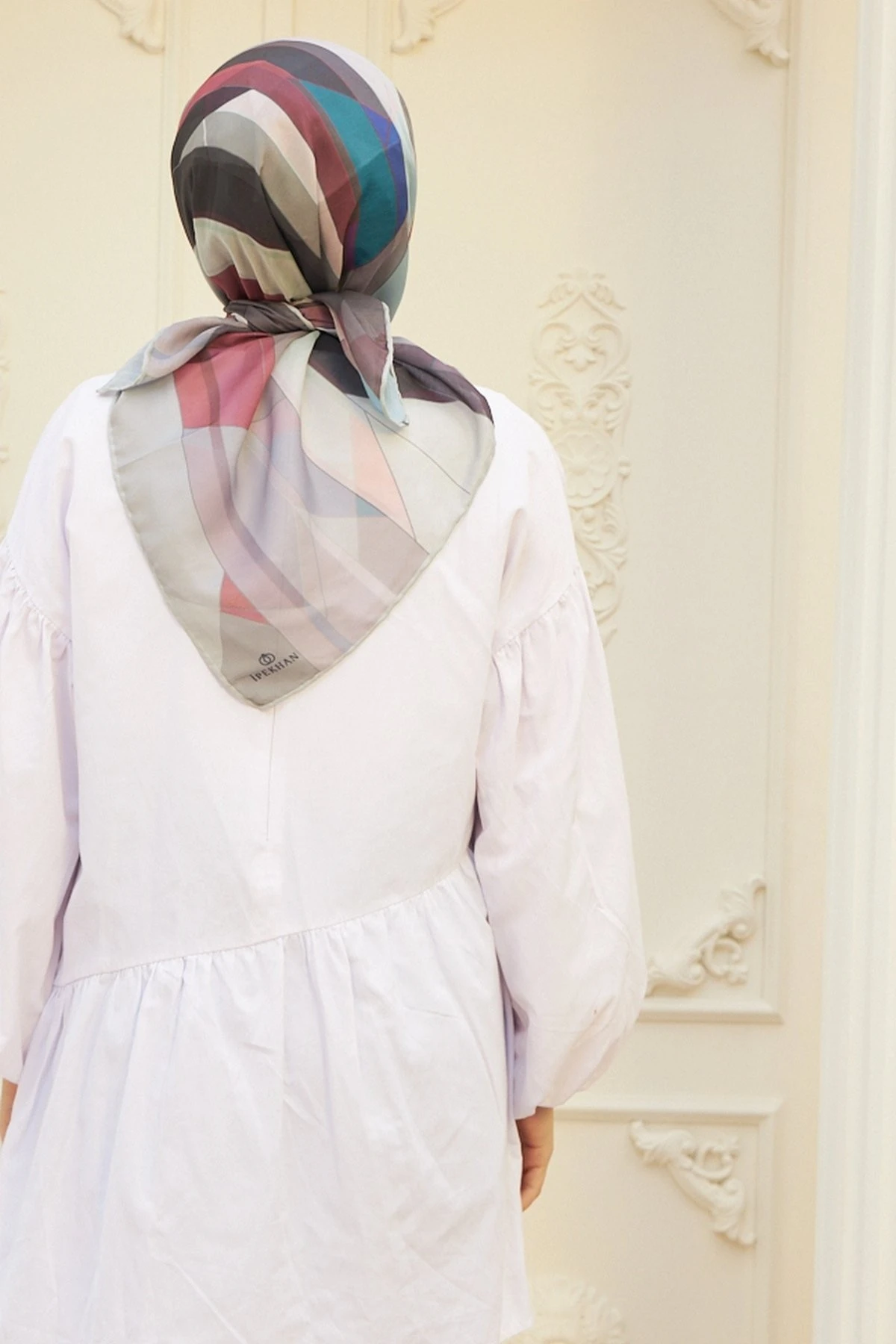 Geometrik Gri Pamuk Viskon Eşarp