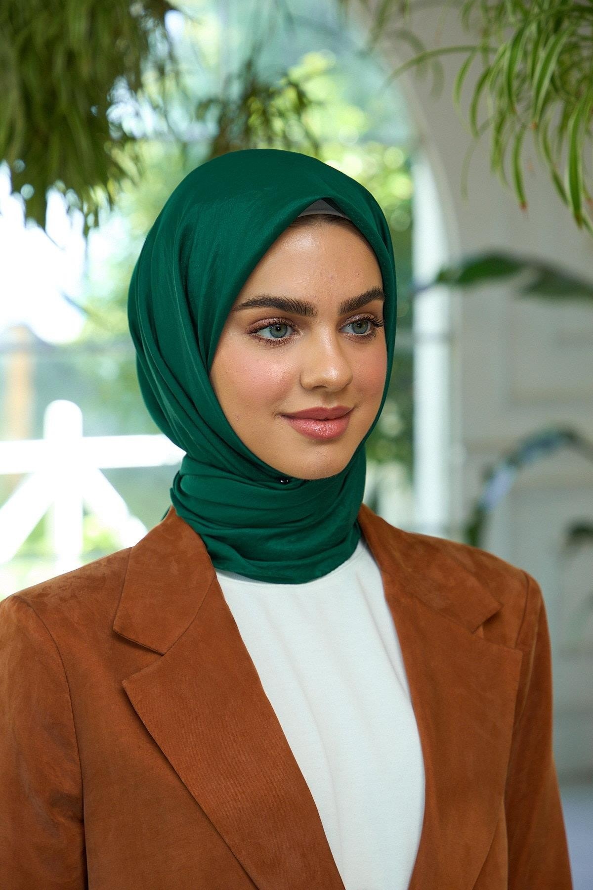 Düz Desen Vual Eşarp Zümrüt Vual İpek Eşarp - 10100-16