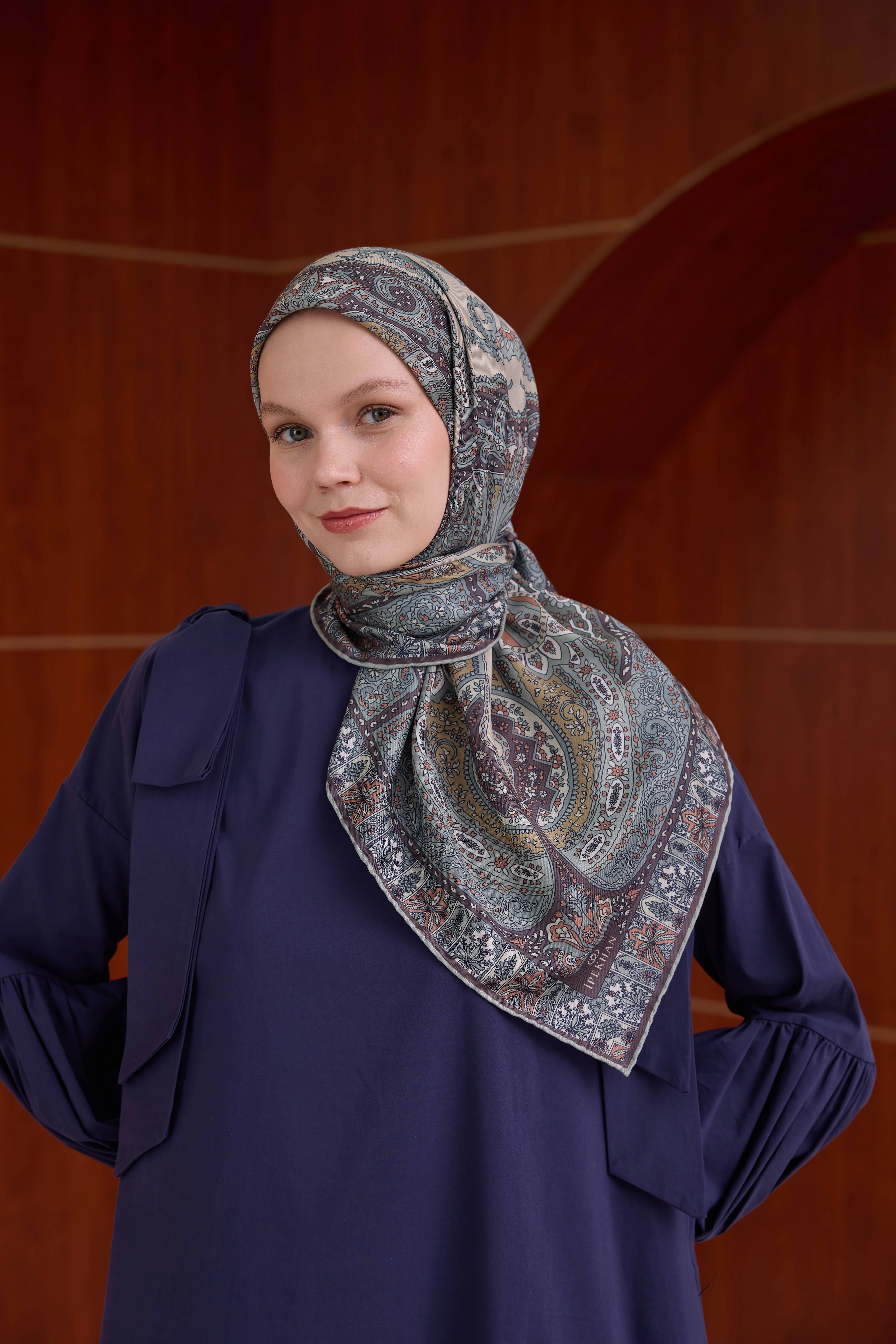 Winter Bloom Soft Eşarp 1241 - Açık Gri