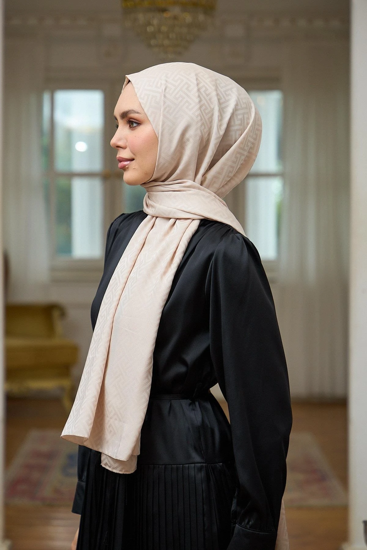 Yaz Işıltısı Koleksiyonu İpeksi Jakar Şal Krem 9017-06