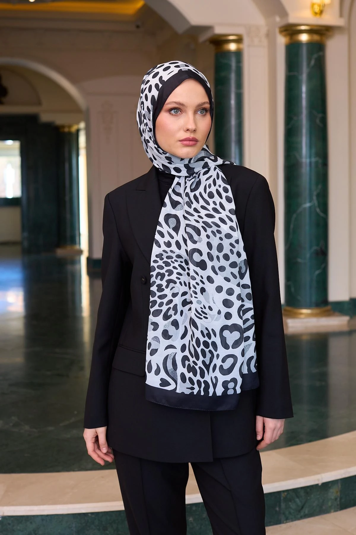 İpekhan Soft Şal Beyaz Gri 3050-04