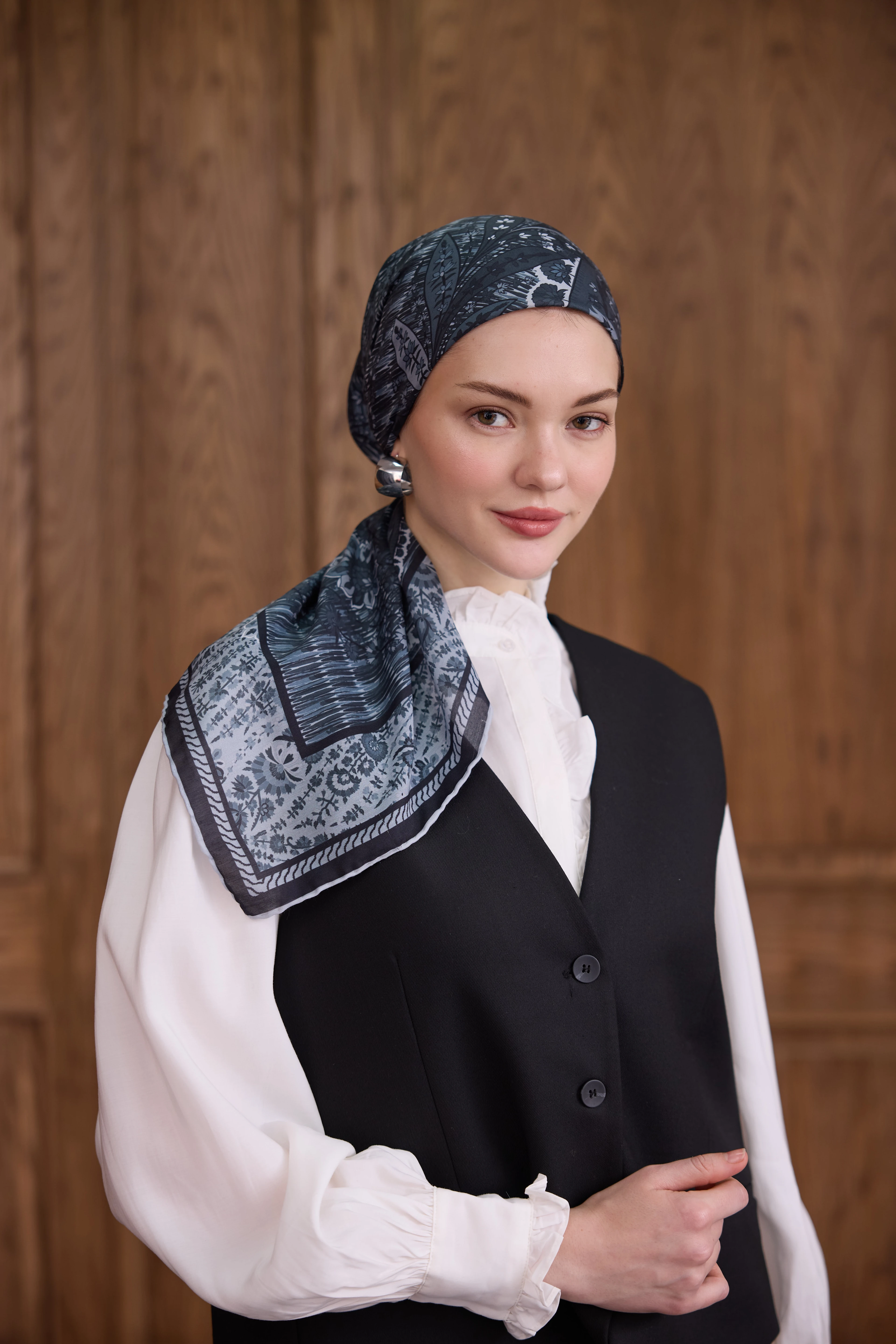 Winter Bloom Soft Eşarp 1242 - Açık Gri