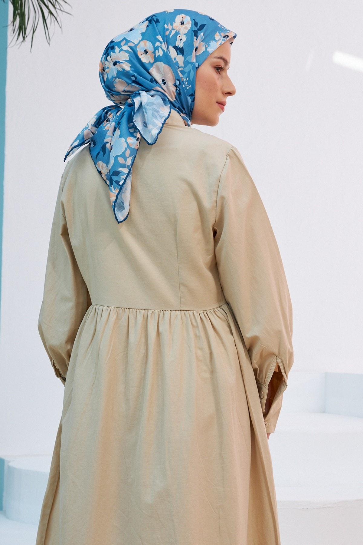 Çiçek Bahçesi İndigo Pamuk Viskon Eşarp