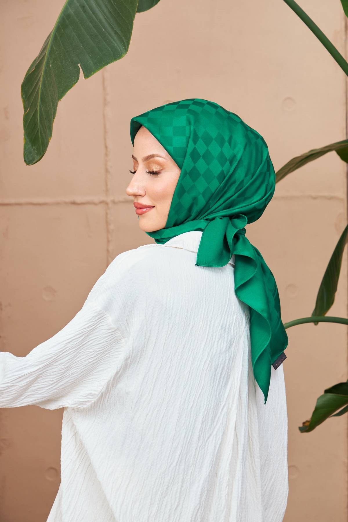 Dama Jakarlı Eşarp Zümrüt Yeşil 9900-08