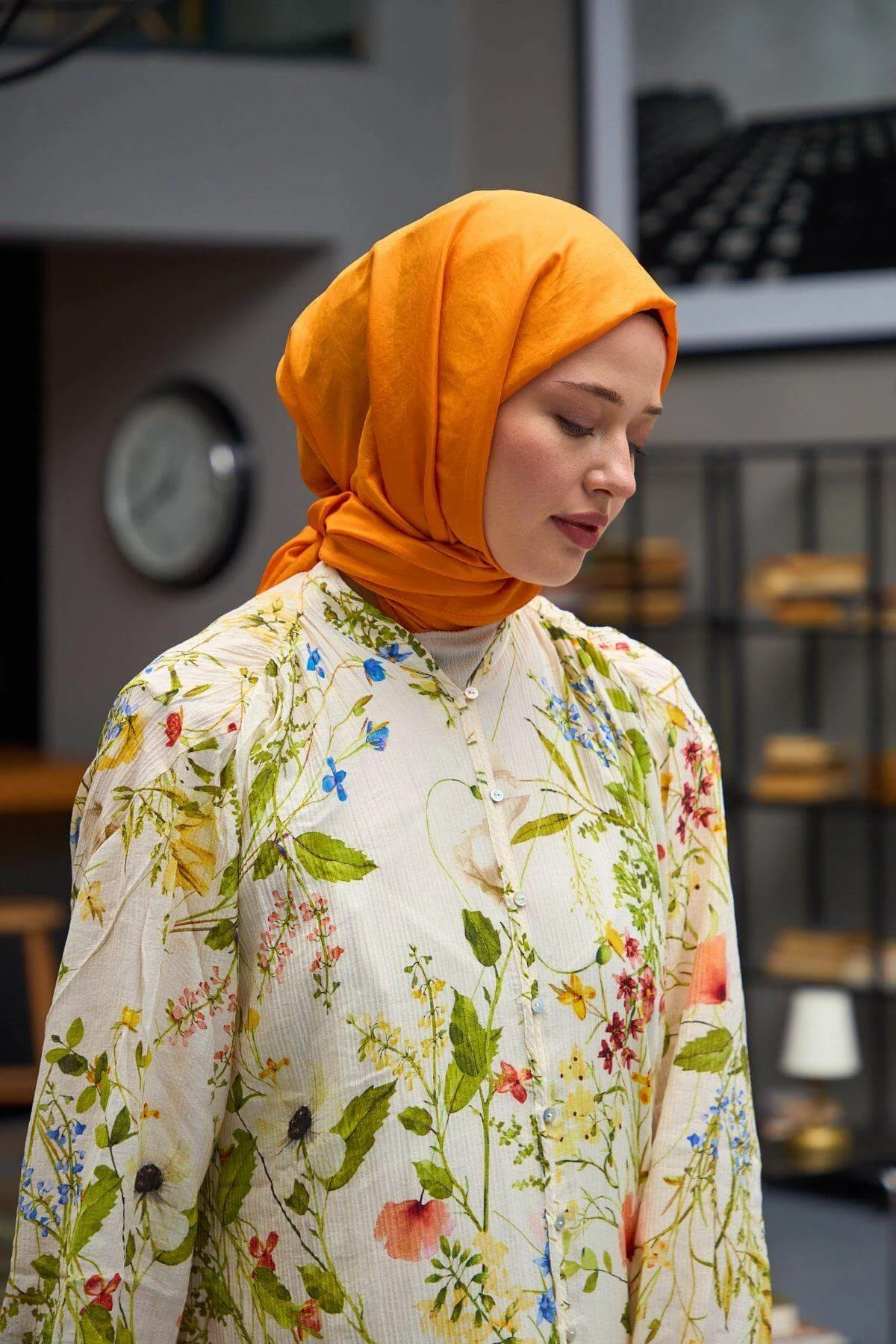 Düz Desen Vual Şal Turuncu Vual İpek Şal - 9800-11