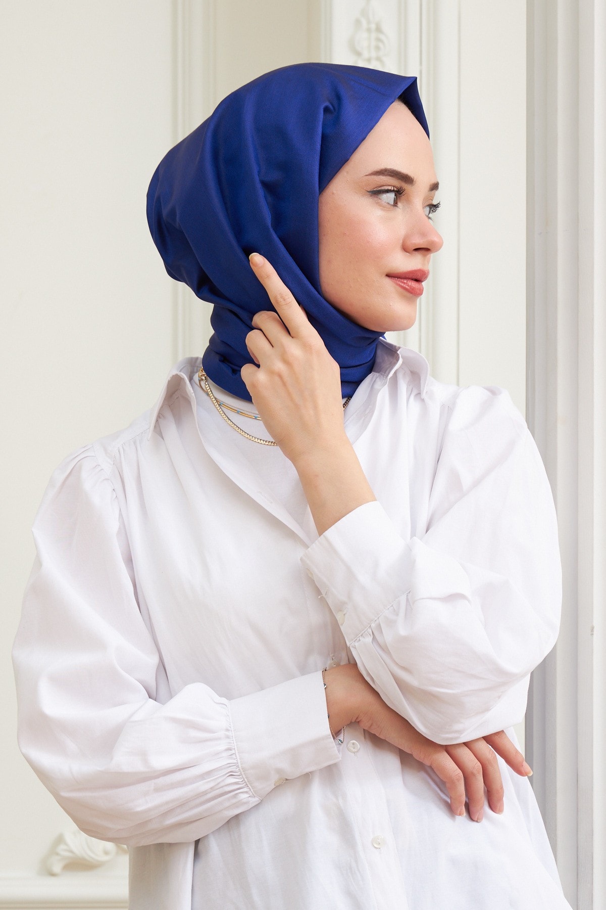 Sax Mavi Düz Çift Taraflı İpek Şal Modeli