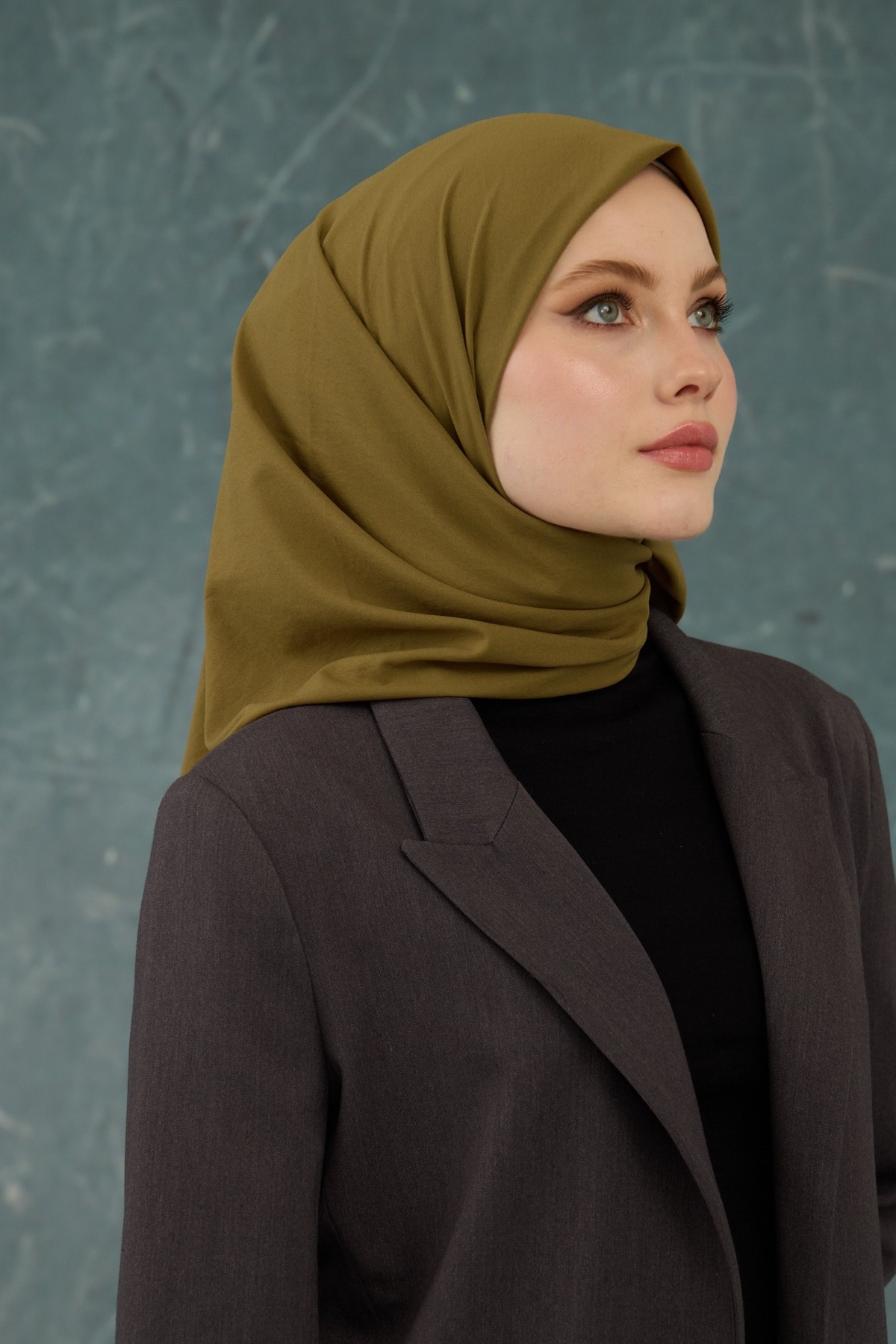 Koyu Yağ Yeşili Comfy Yok Eşarp - 10001-15