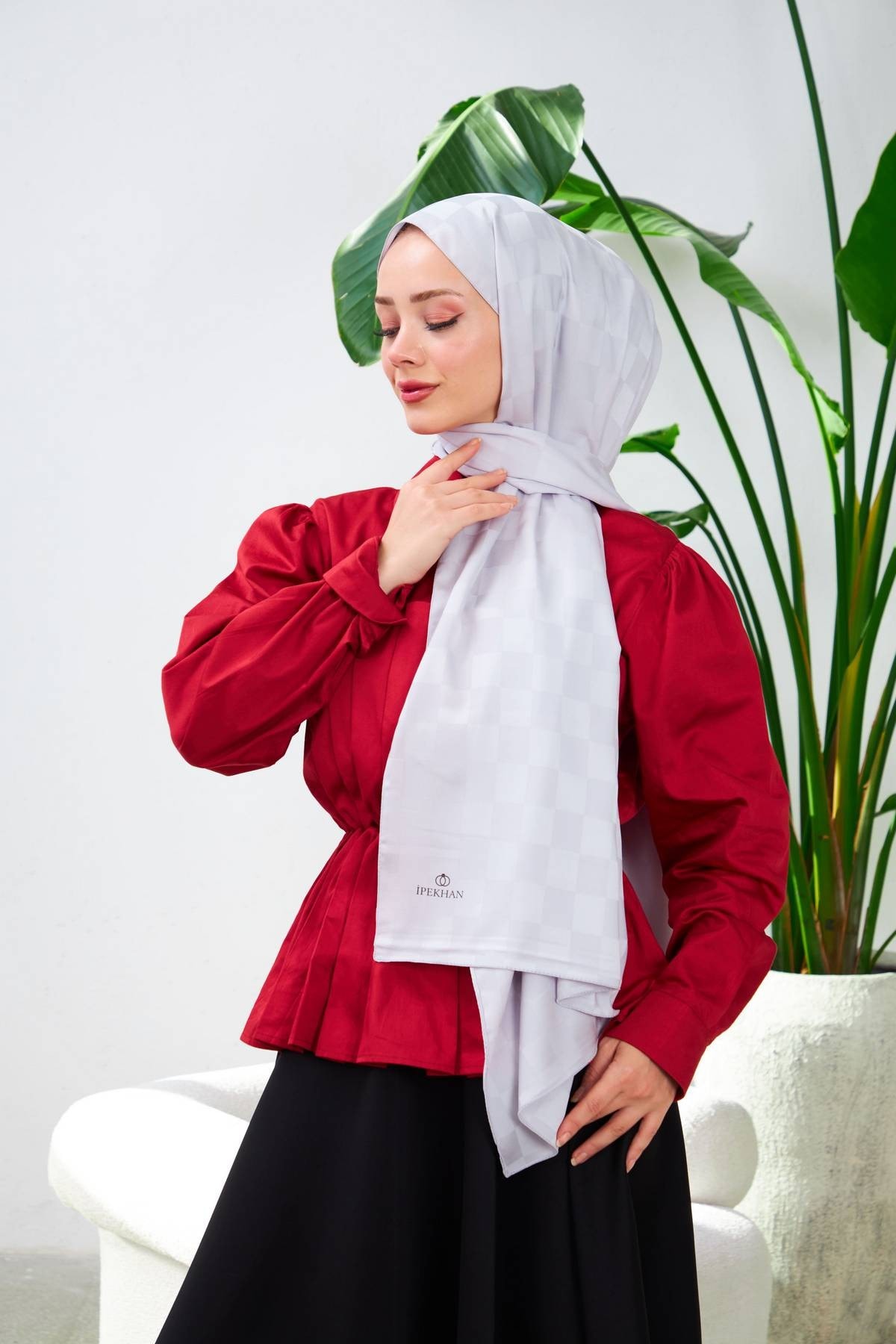 Yeni Dama Desen İpeksi Jakar Şal Gümüş 9007-16