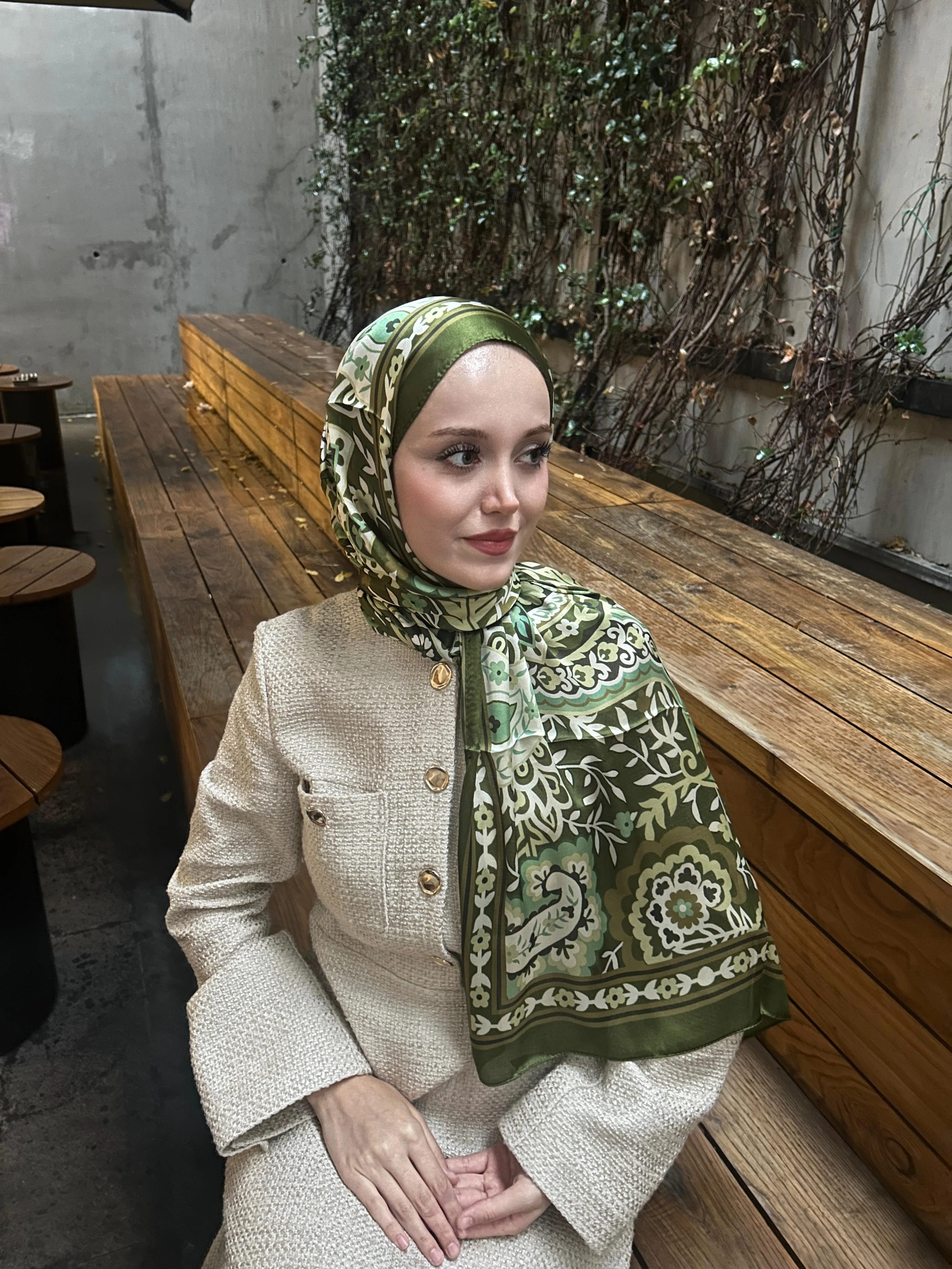 Makbule Yıldırım'dan Yeni Hint Vual Şal Serisi 5004-06