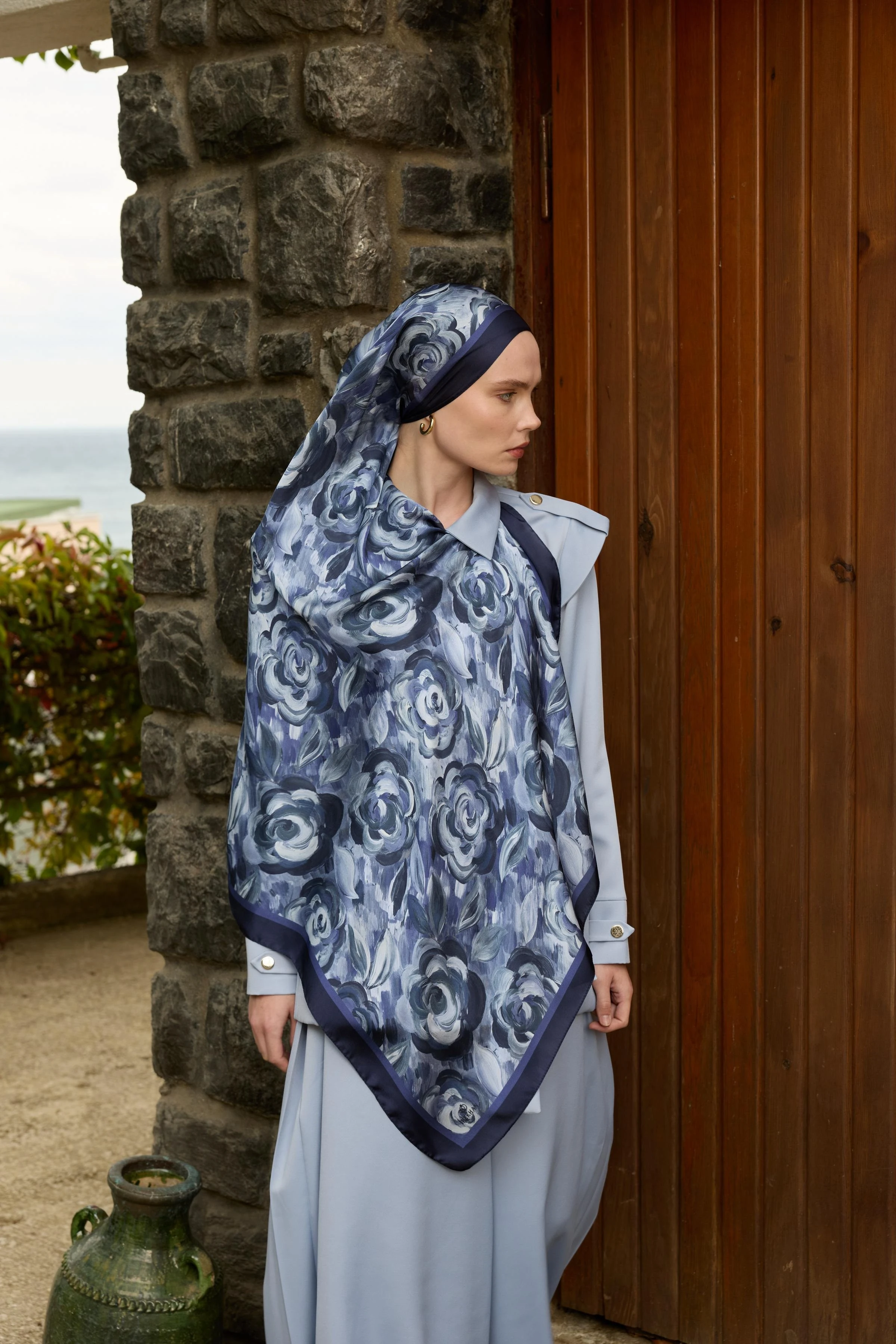 Winter Bloom Hint İpek Şal 5014 - Lacivert