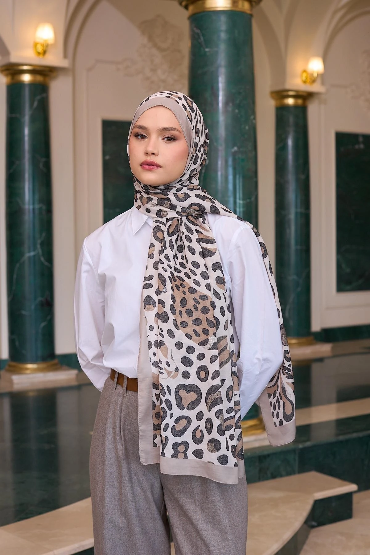 İpekhan Soft Şal Ekru 3050-06