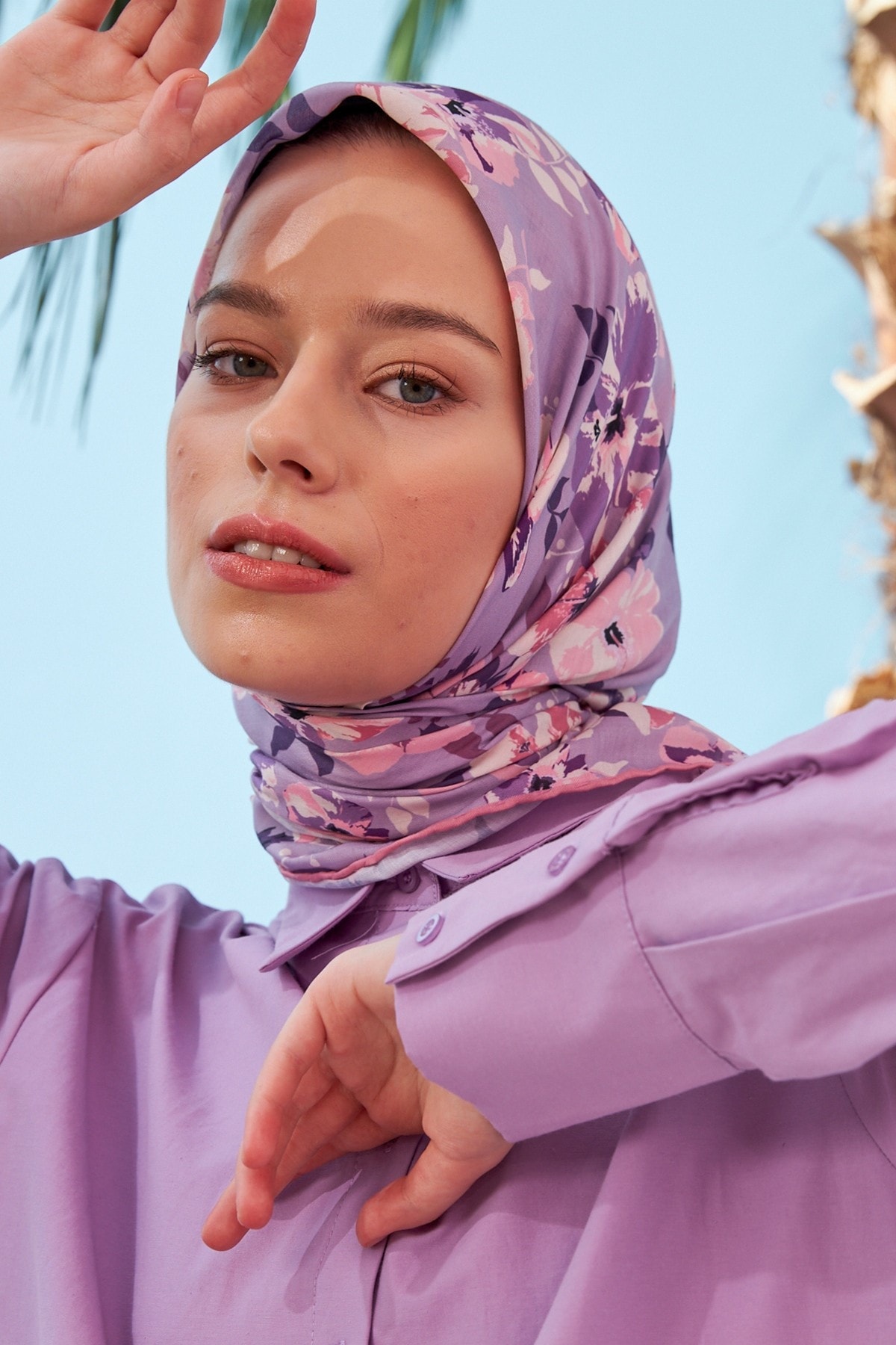 Çiçek Bahçesi Lila Pamuk Viskon Eşarp