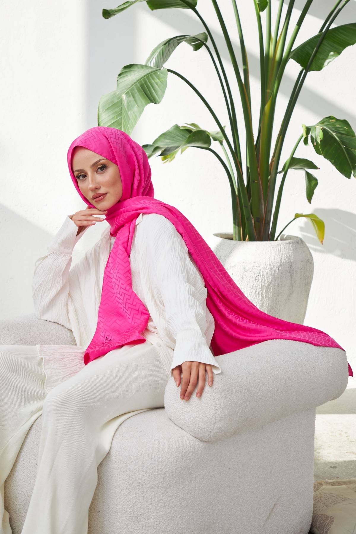 Lego Desen İpeksi Jakar Şal Fuşya 9004-20