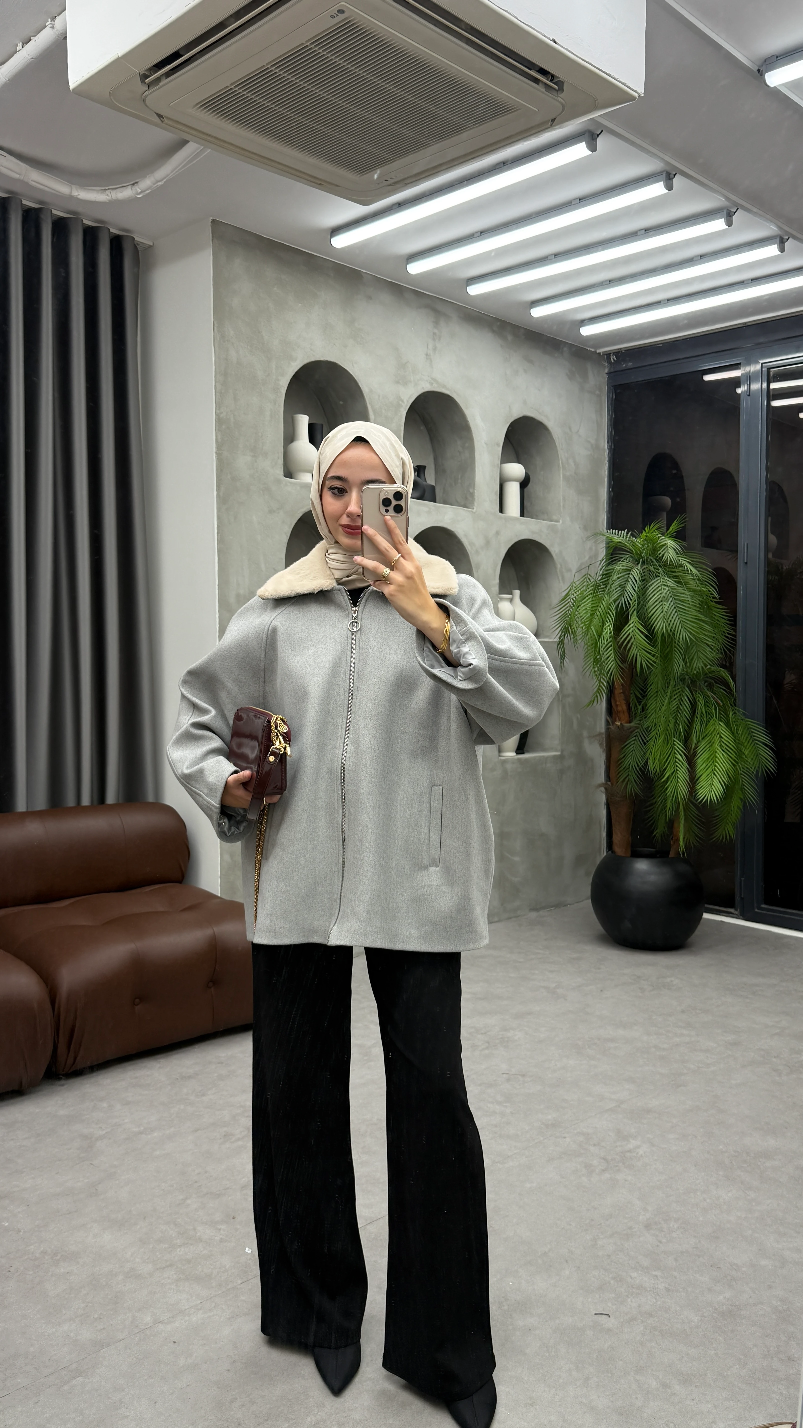 Yakası Kürklü Kaşe Mont - Gri