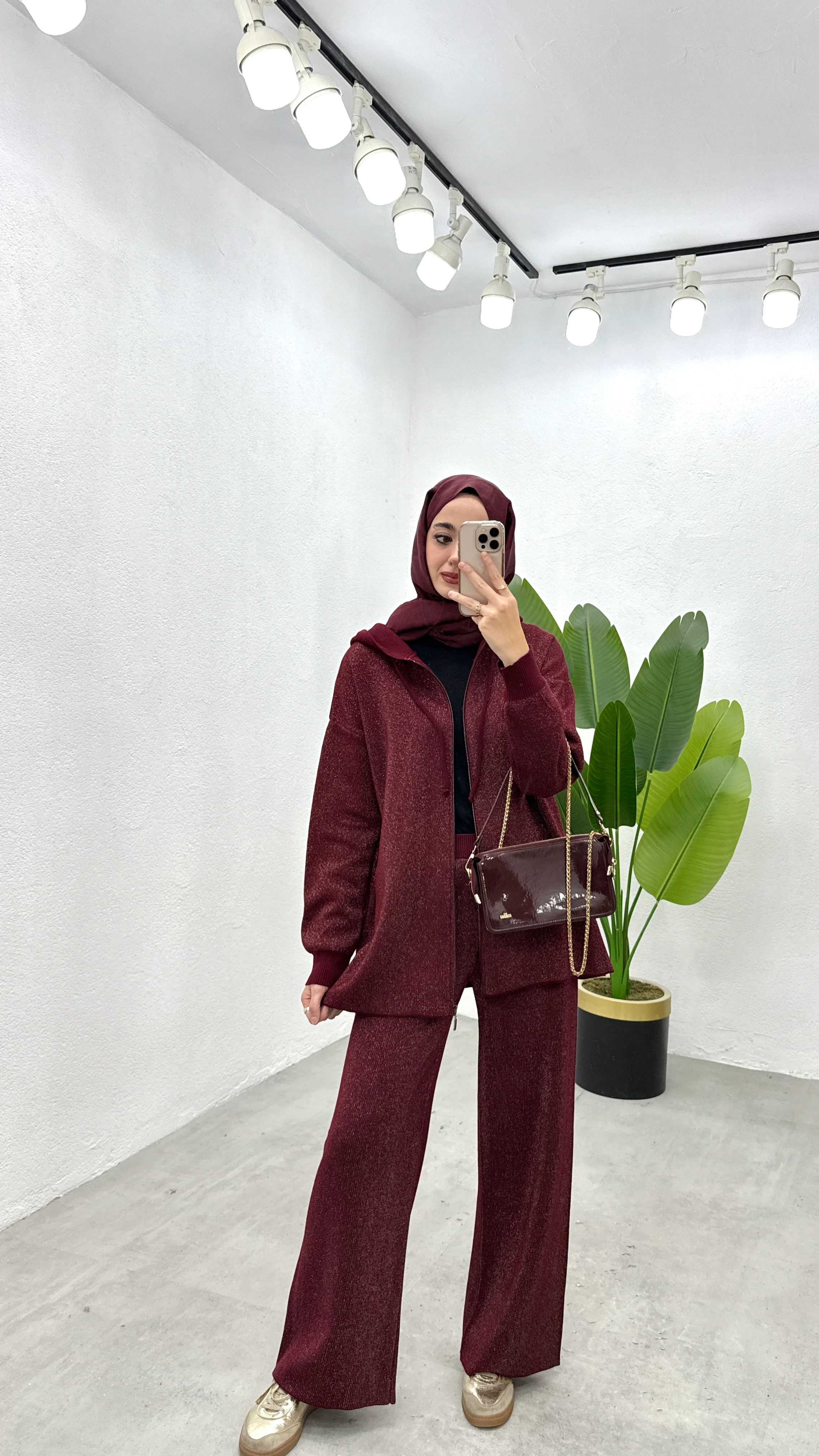 Çantalı Triko Takım