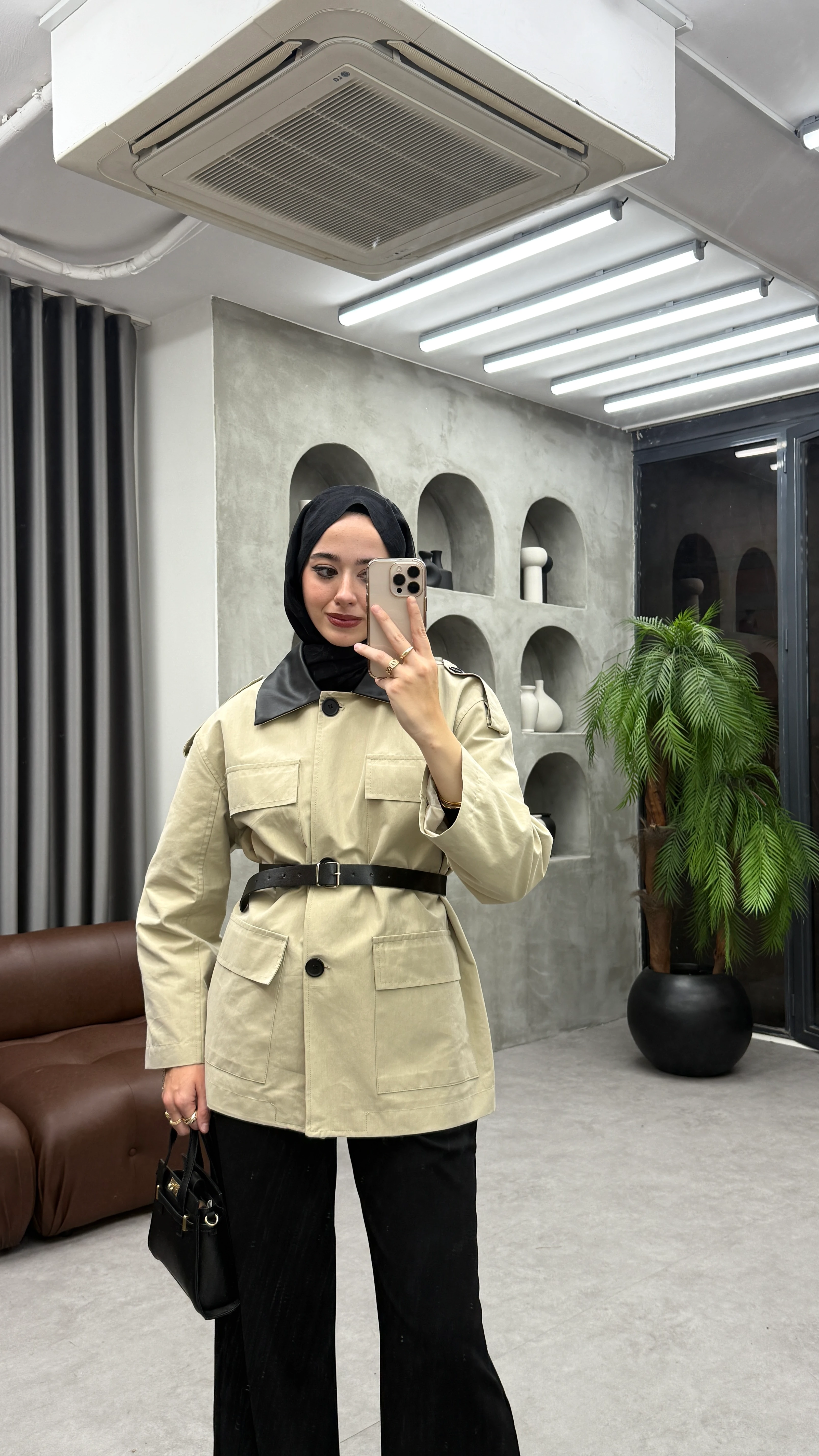 Deri Yakalı Muadil Trenç   - Taş