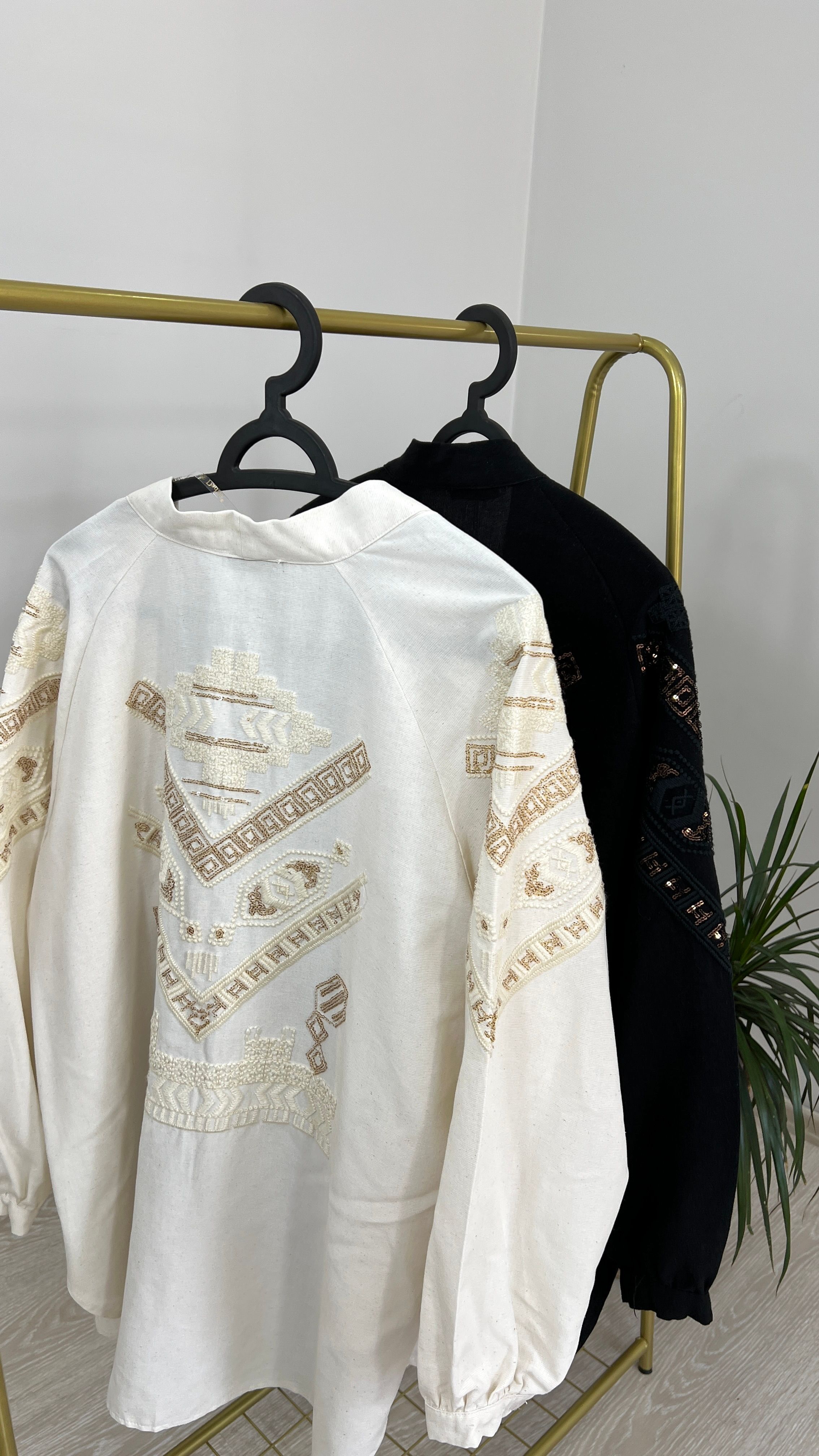 Nakışlı Keten Kimono