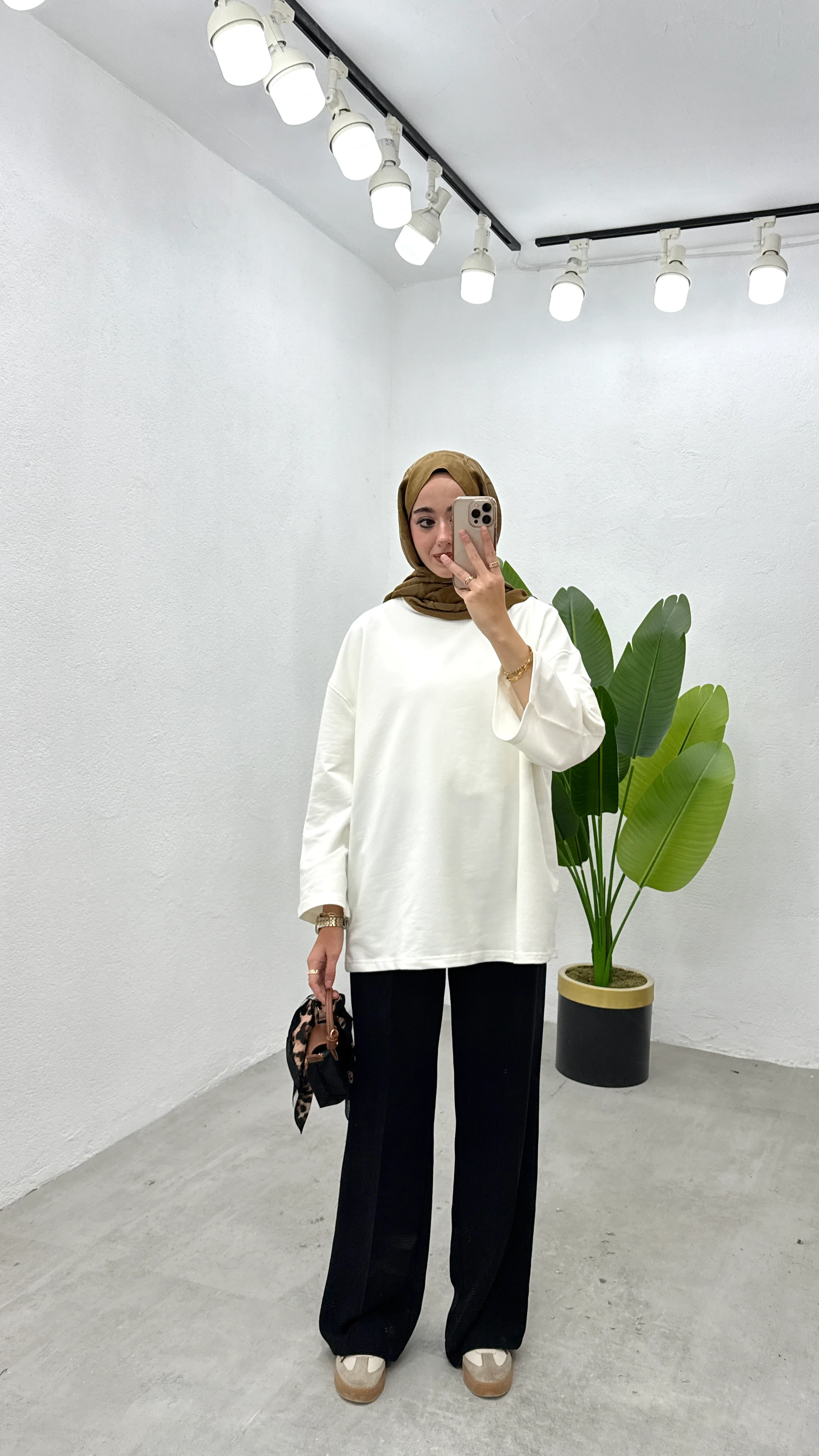 Basic Sweatshirt - Beyaz