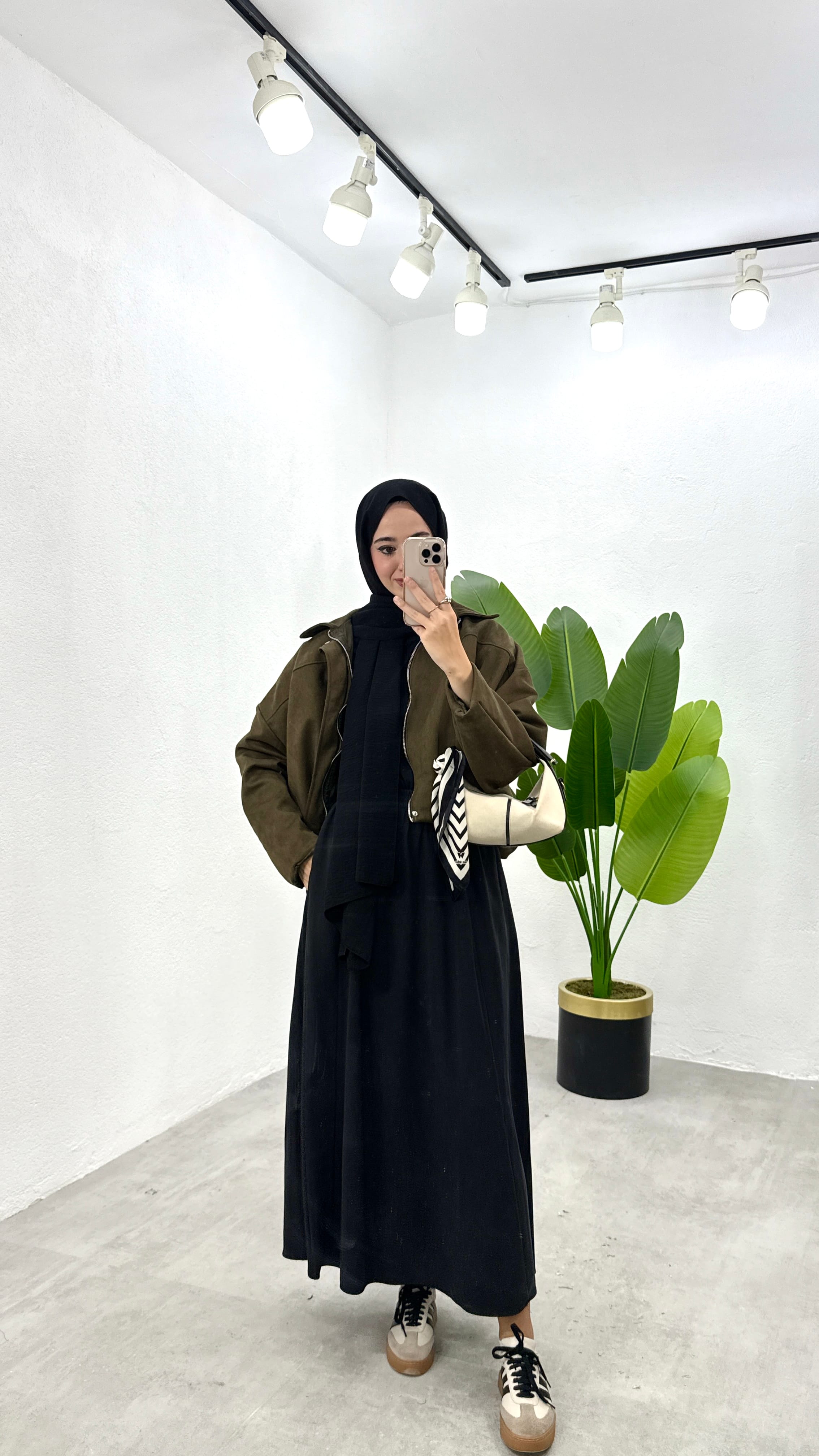 Siyah