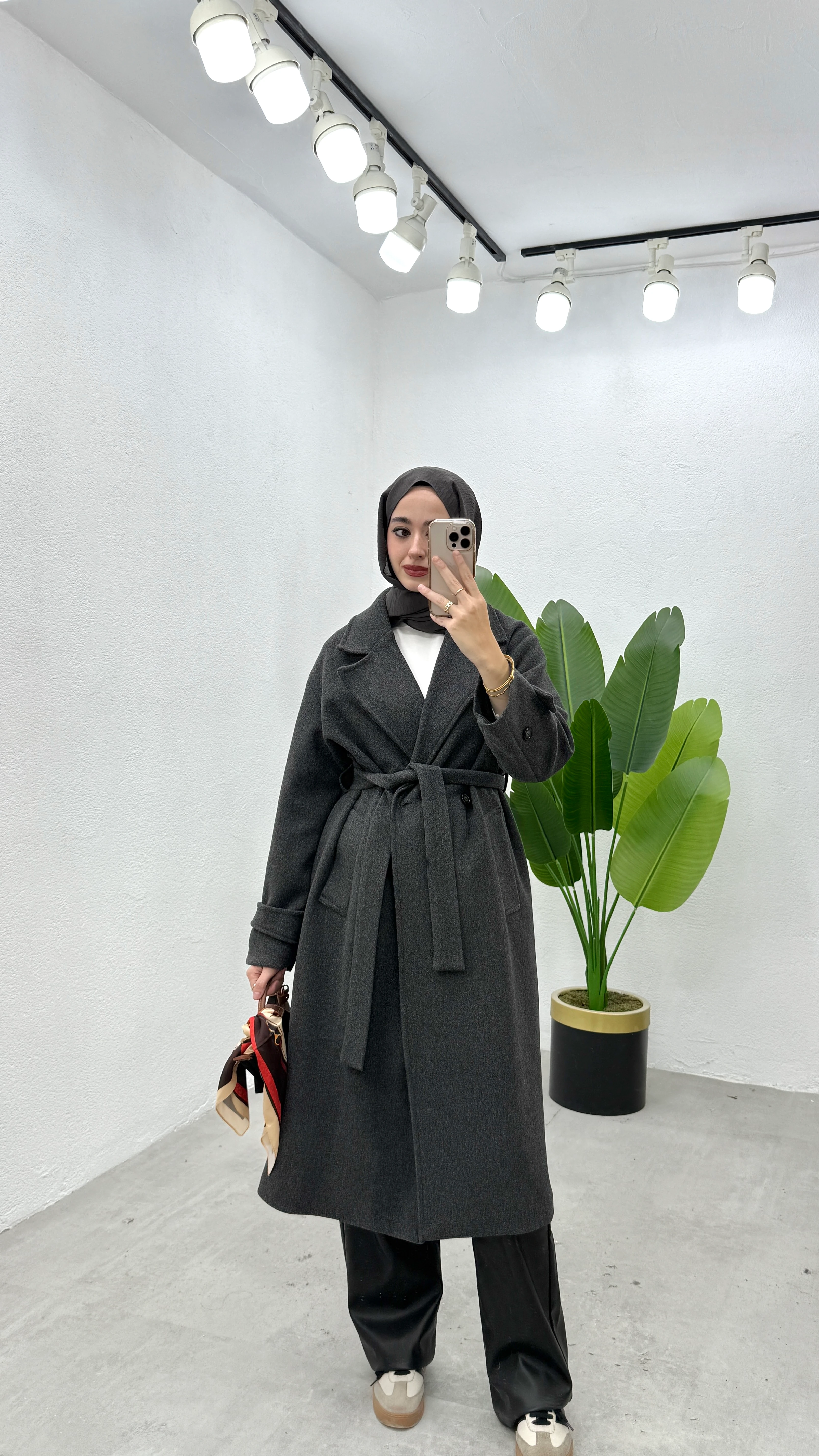 Kemerli Kaşe Kaban - Antrasit