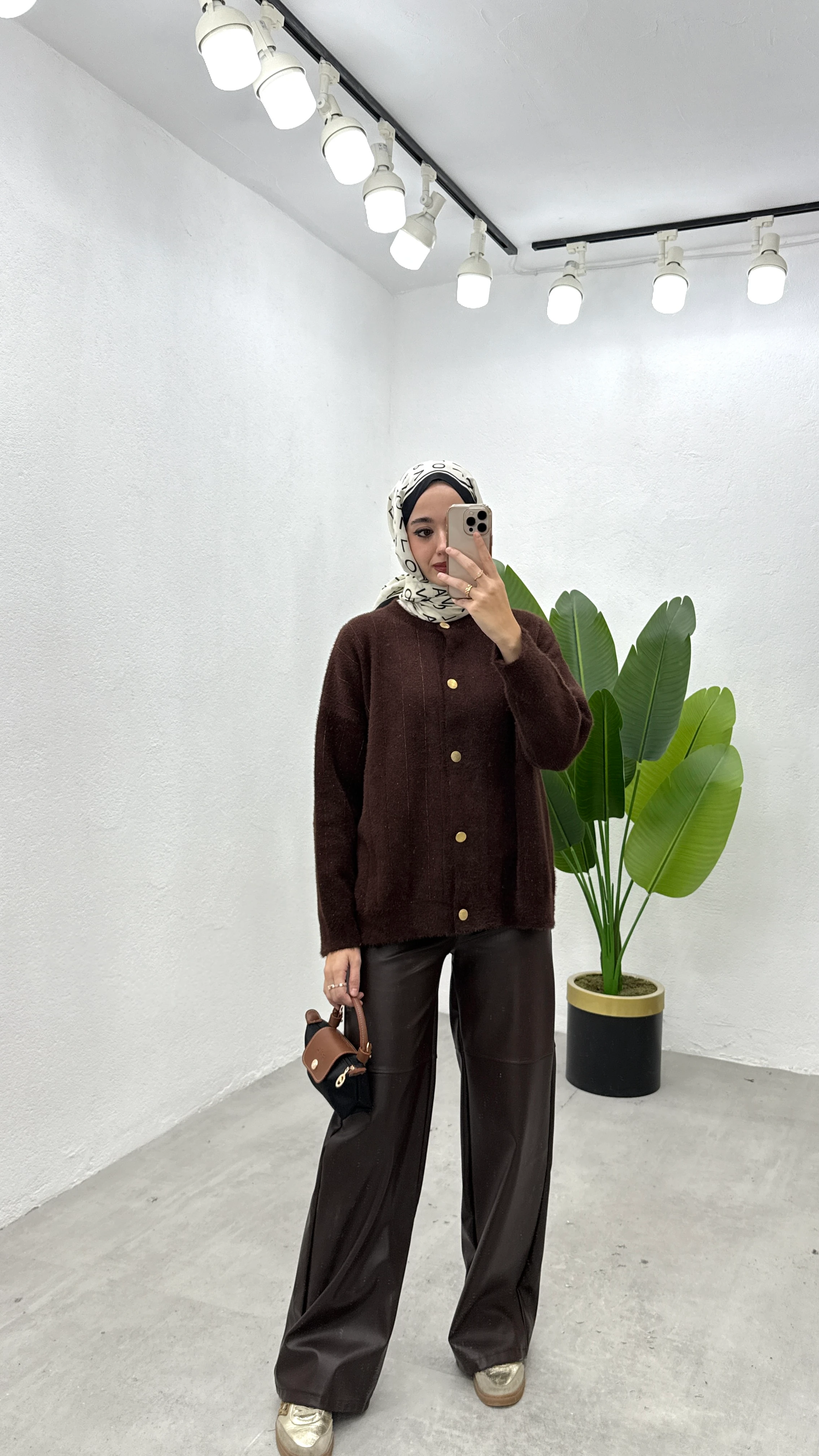 Simli Düğmeli Hırka - Kahve