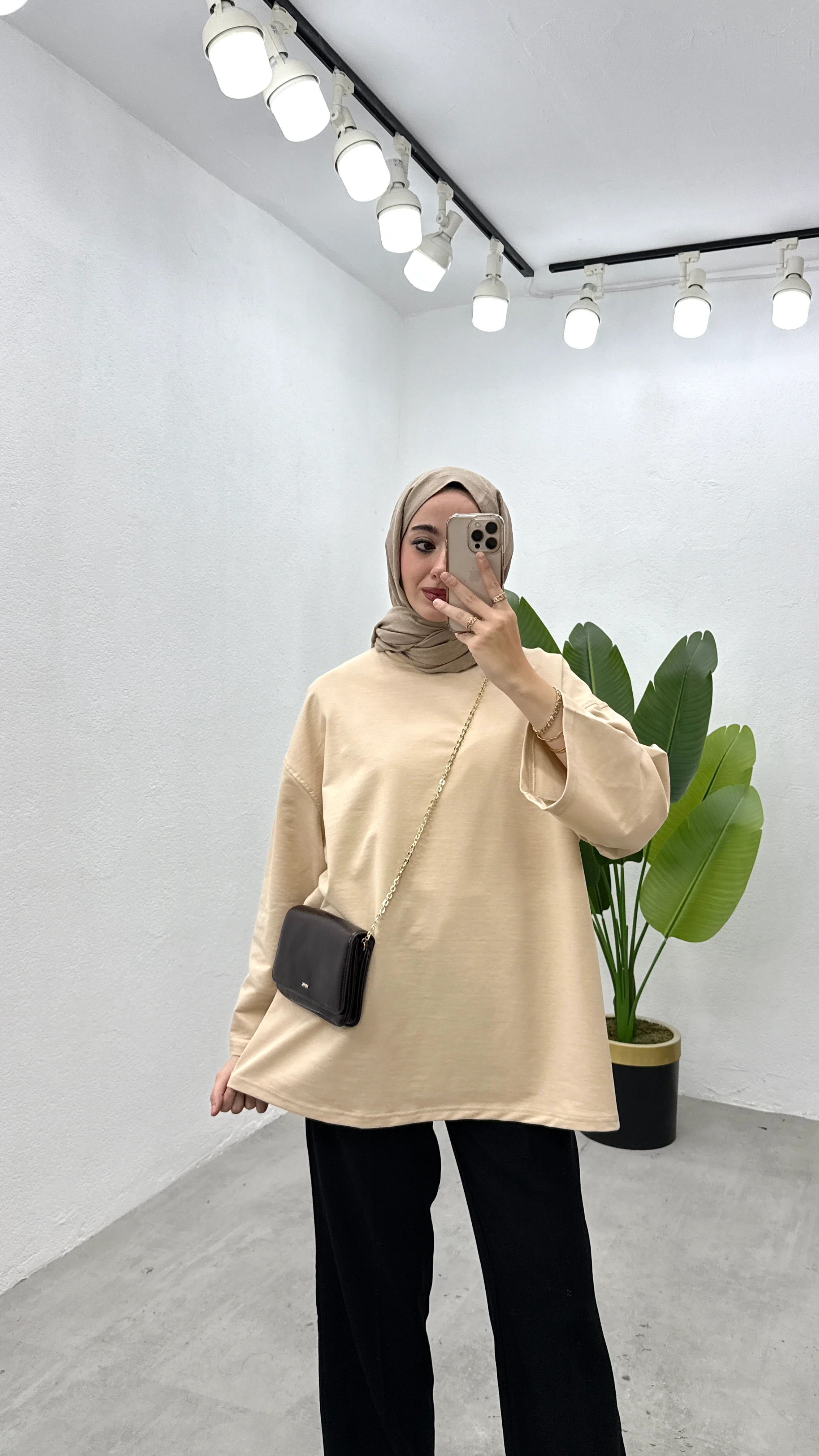 Basic Sweatshirt - Camel