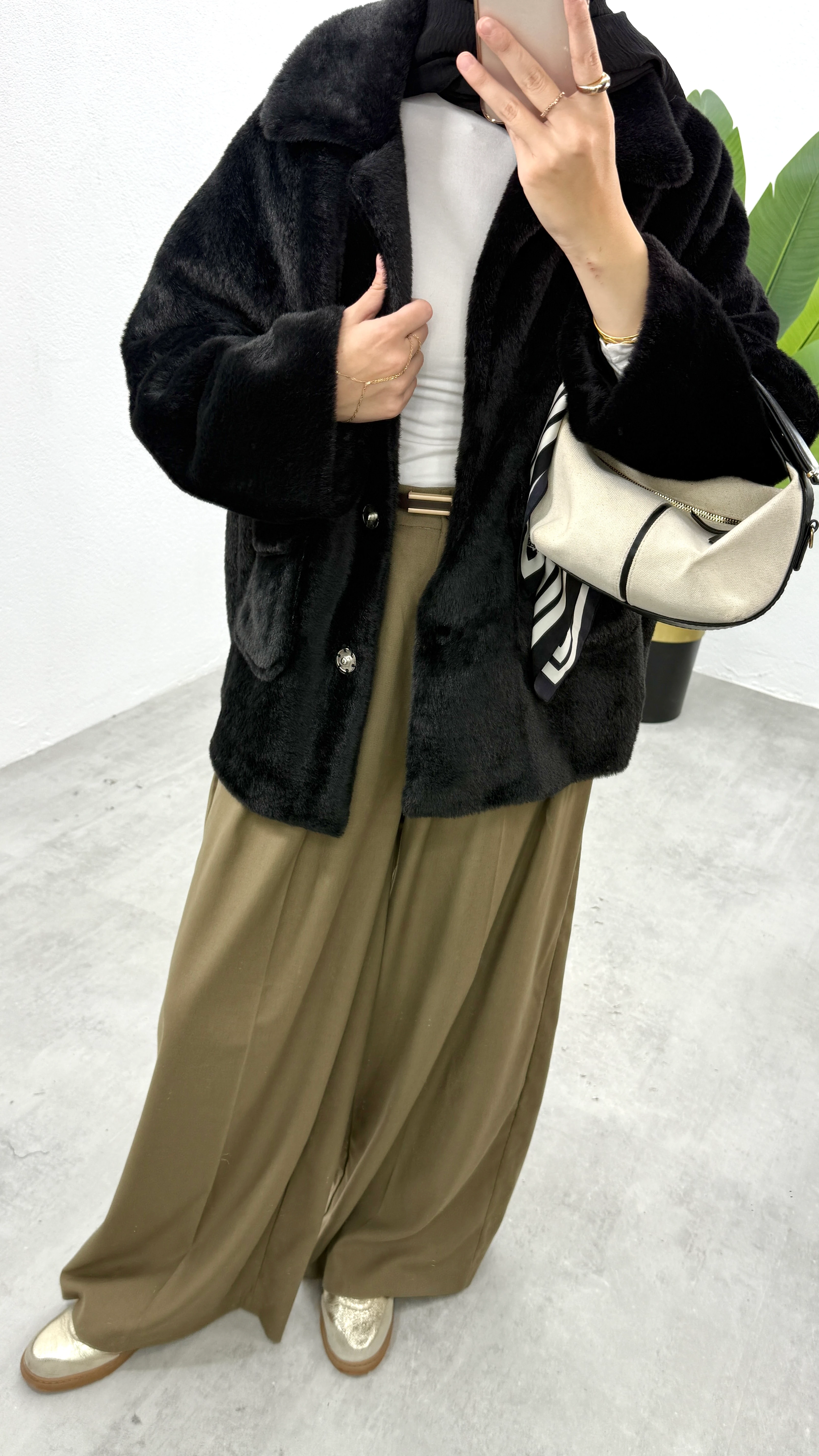 Roma Premium Kürk - Siyah