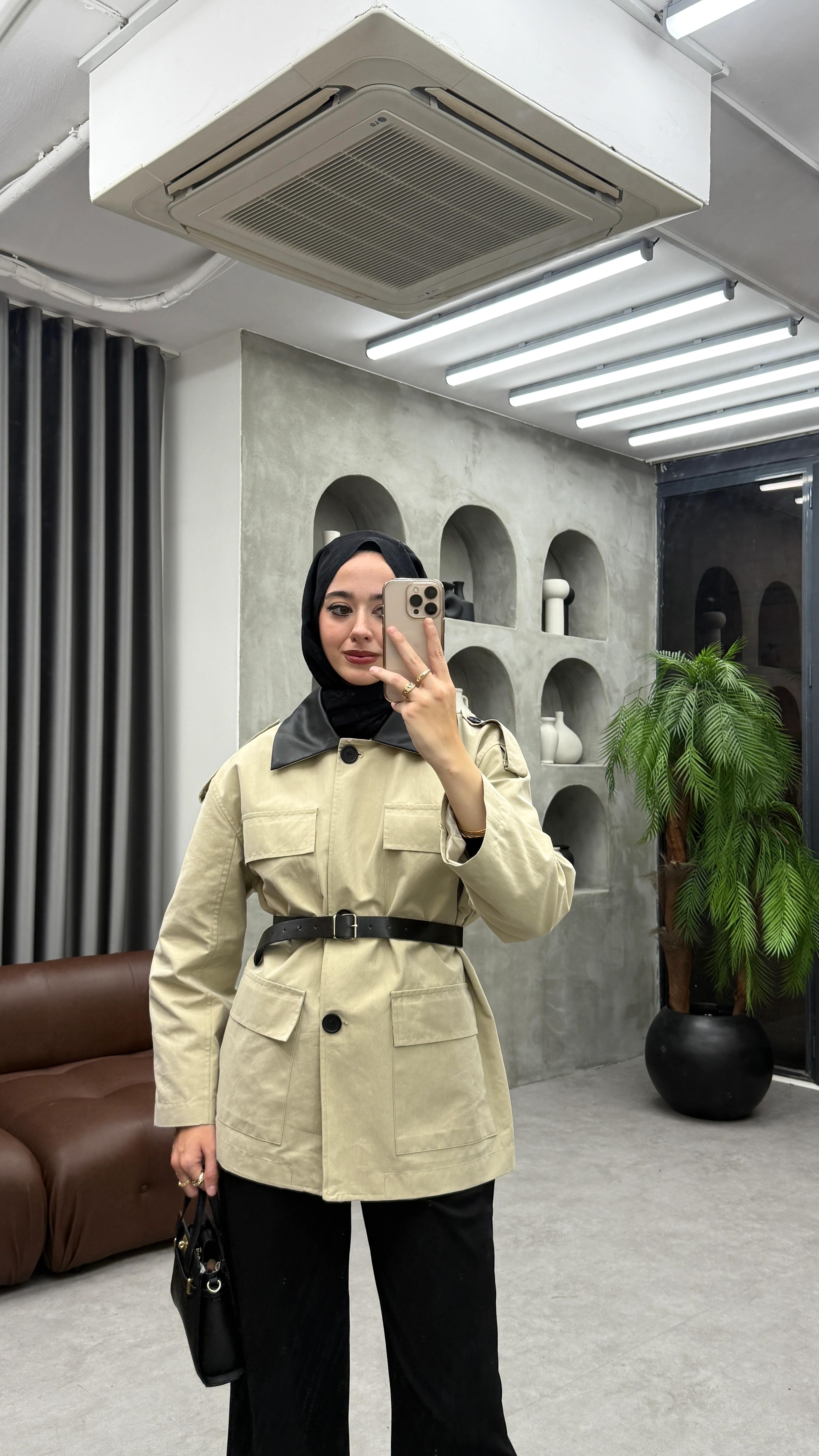 Deri Yakalı Muadil Trenç   - Taş